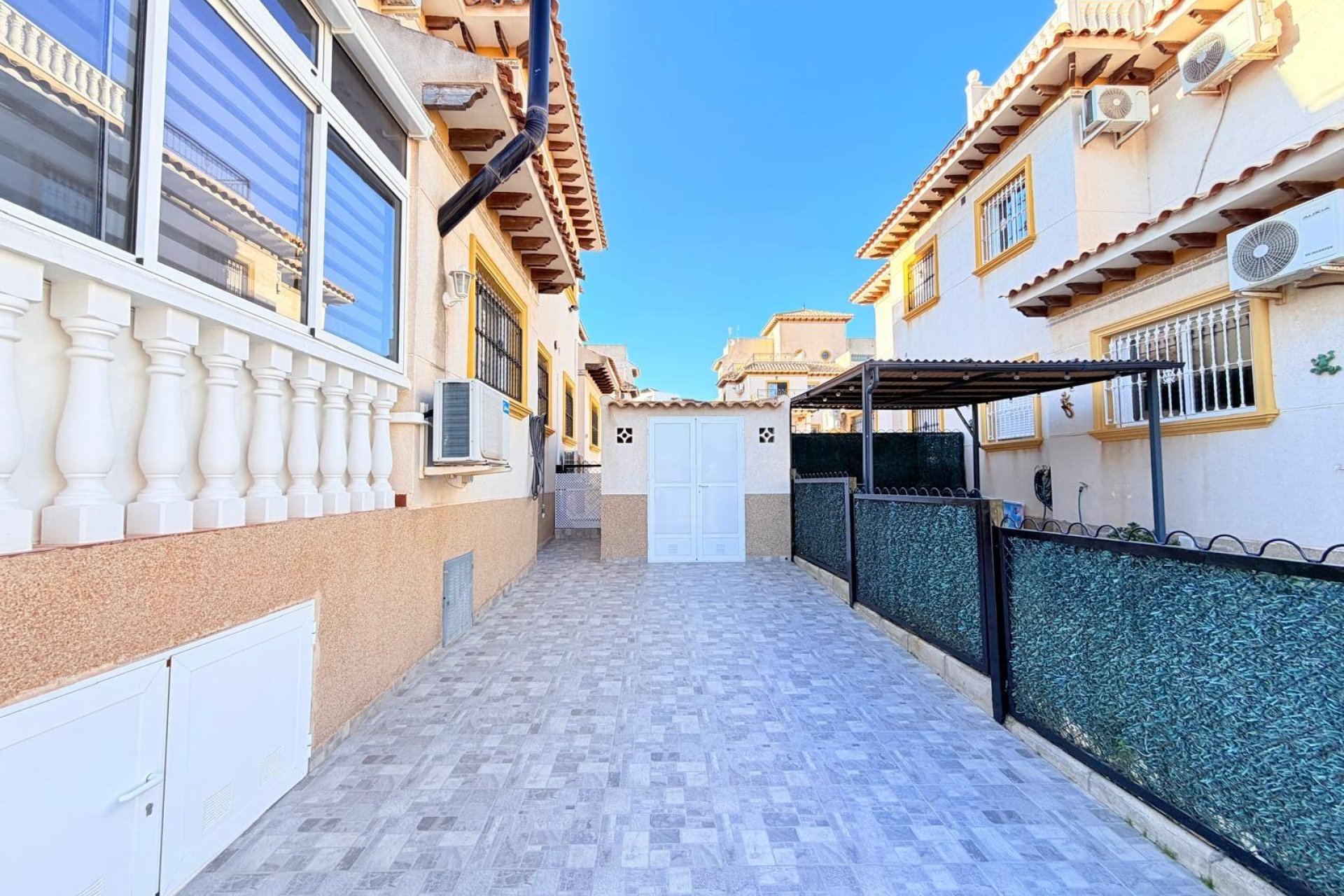 Reventa - Town House -
Orihuela Costa - Las Filipinas
