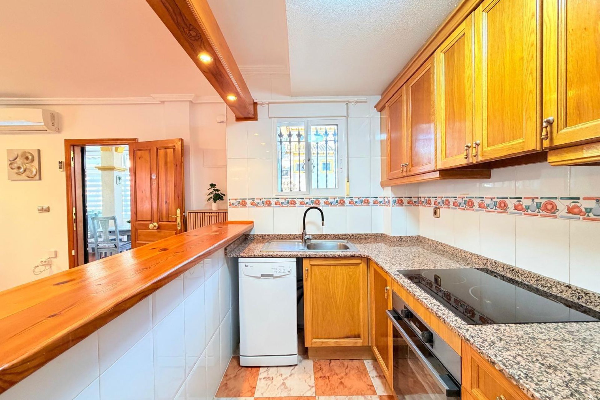 Reventa - Town House -
Orihuela Costa - Las Filipinas