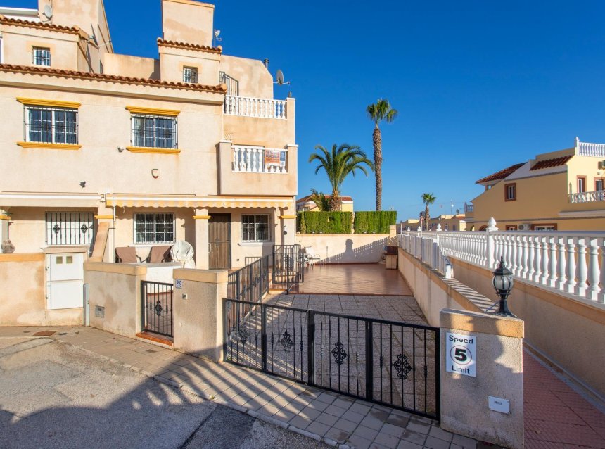 Reventa - Town House -
Orihuela Costa - Las Filipinas