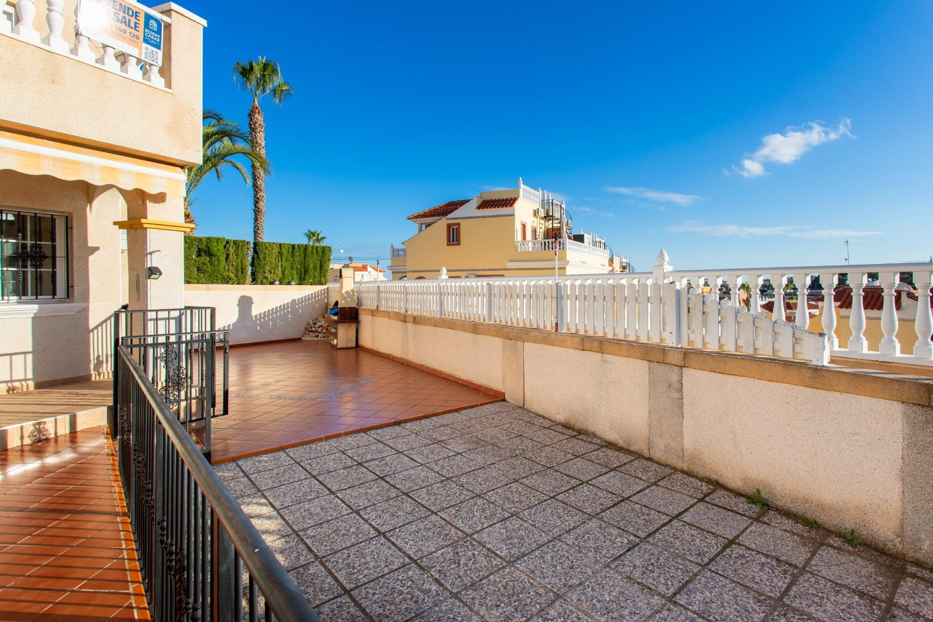Reventa - Town House -
Orihuela Costa - Las Filipinas