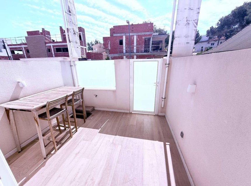 Reventa - Town House -
Orihuela Costa - Las Filipinas