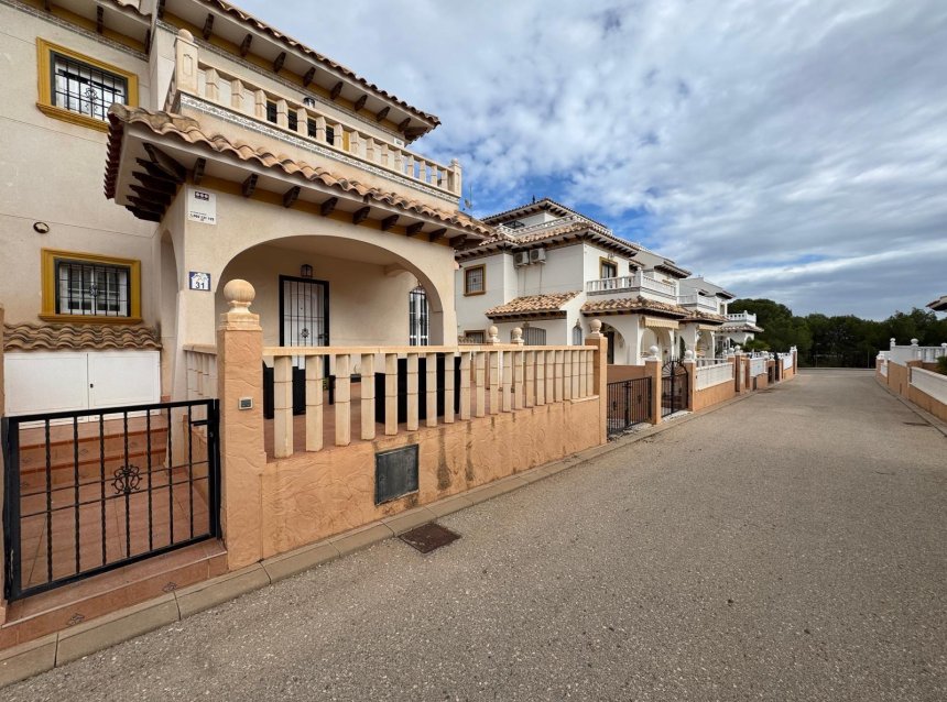 Reventa - Town House -
Orihuela Costa - Lomas De Cabo Roig-los Dolses