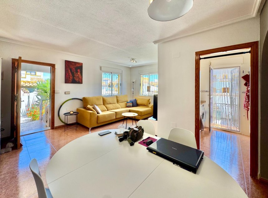 Reventa - Town House -
Orihuela Costa - Los Altos