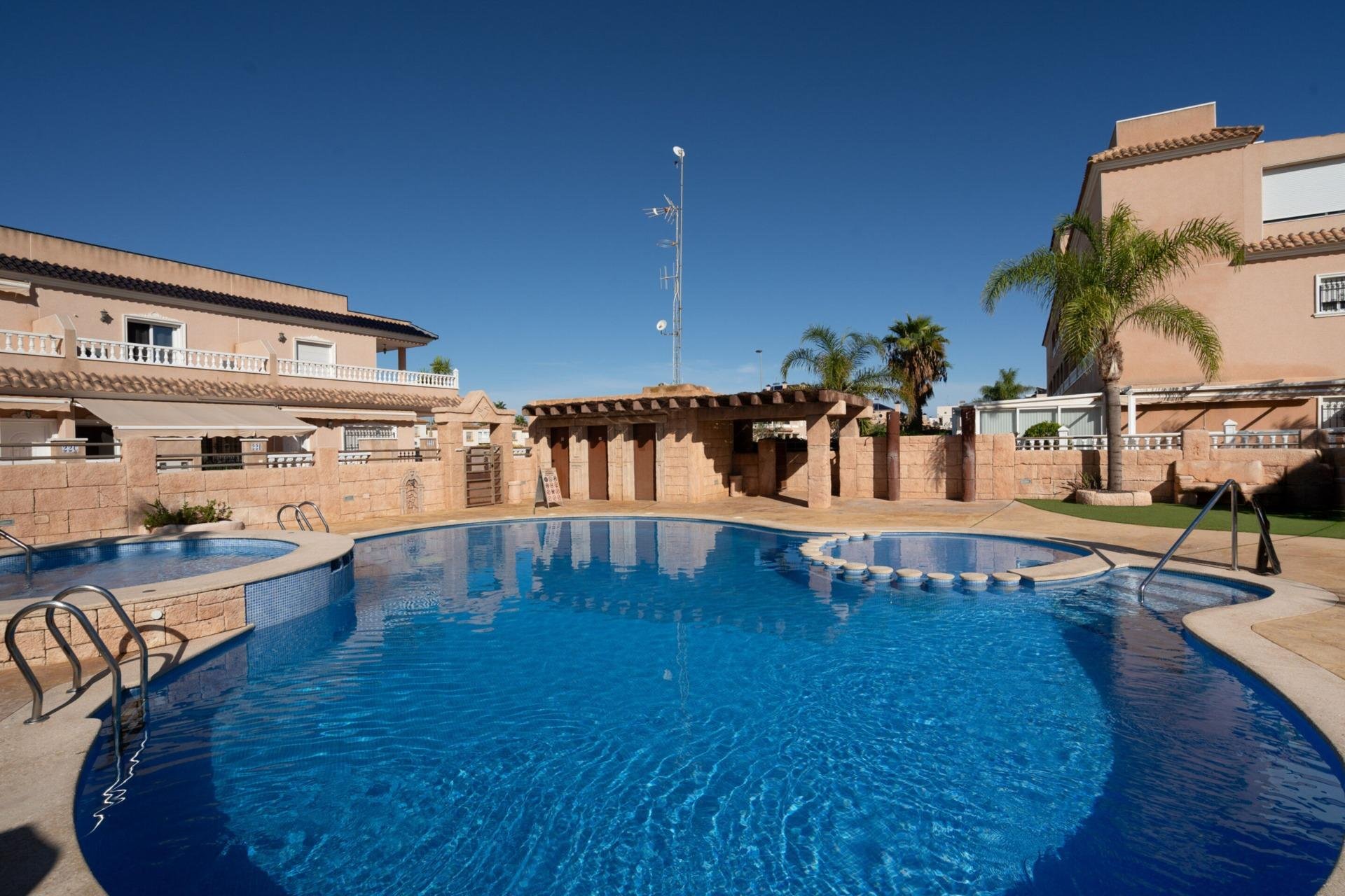 Reventa - Town House -
Orihuela Costa - Los Dolses