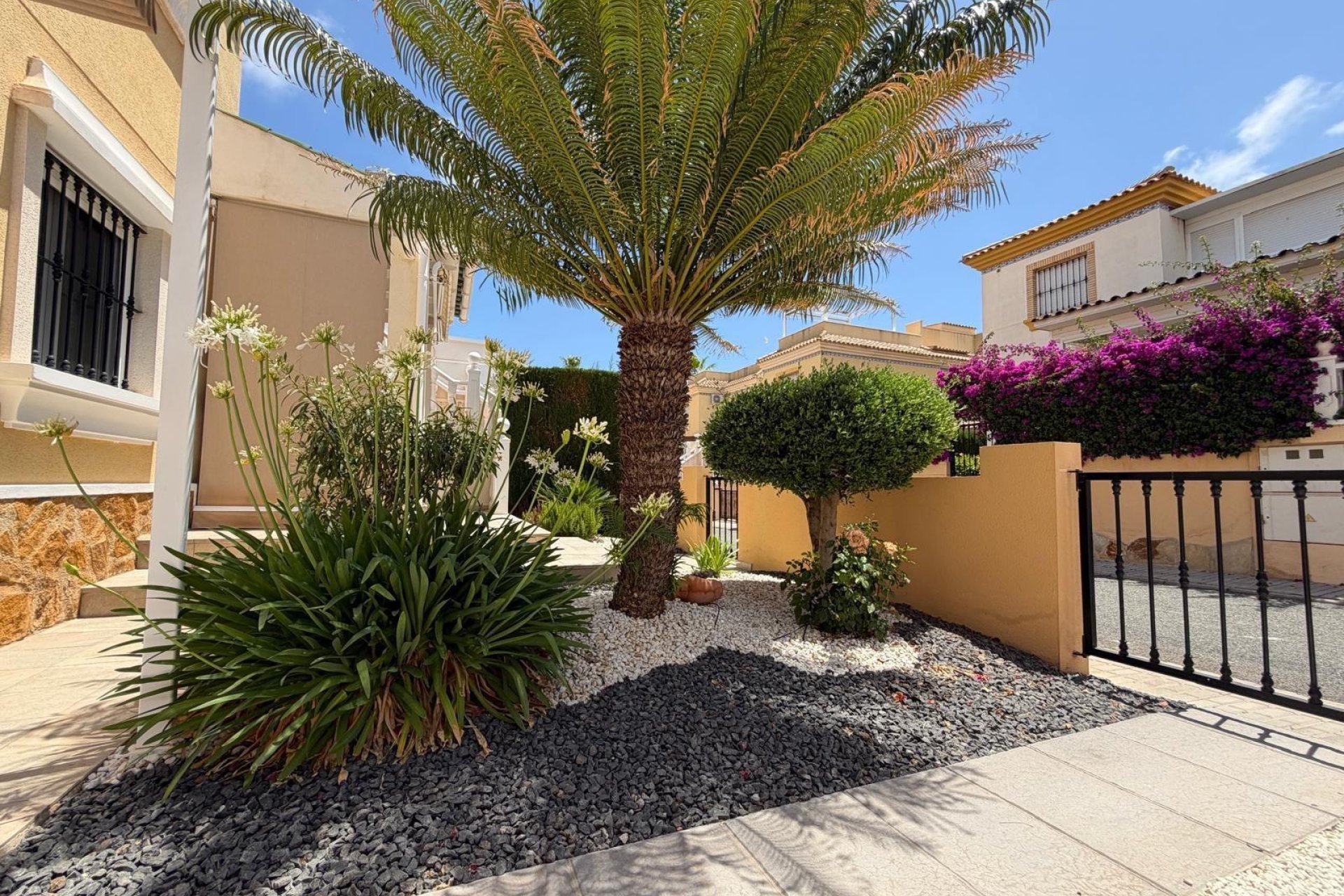 Reventa - Town House -
Orihuela Costa - Los Dolses