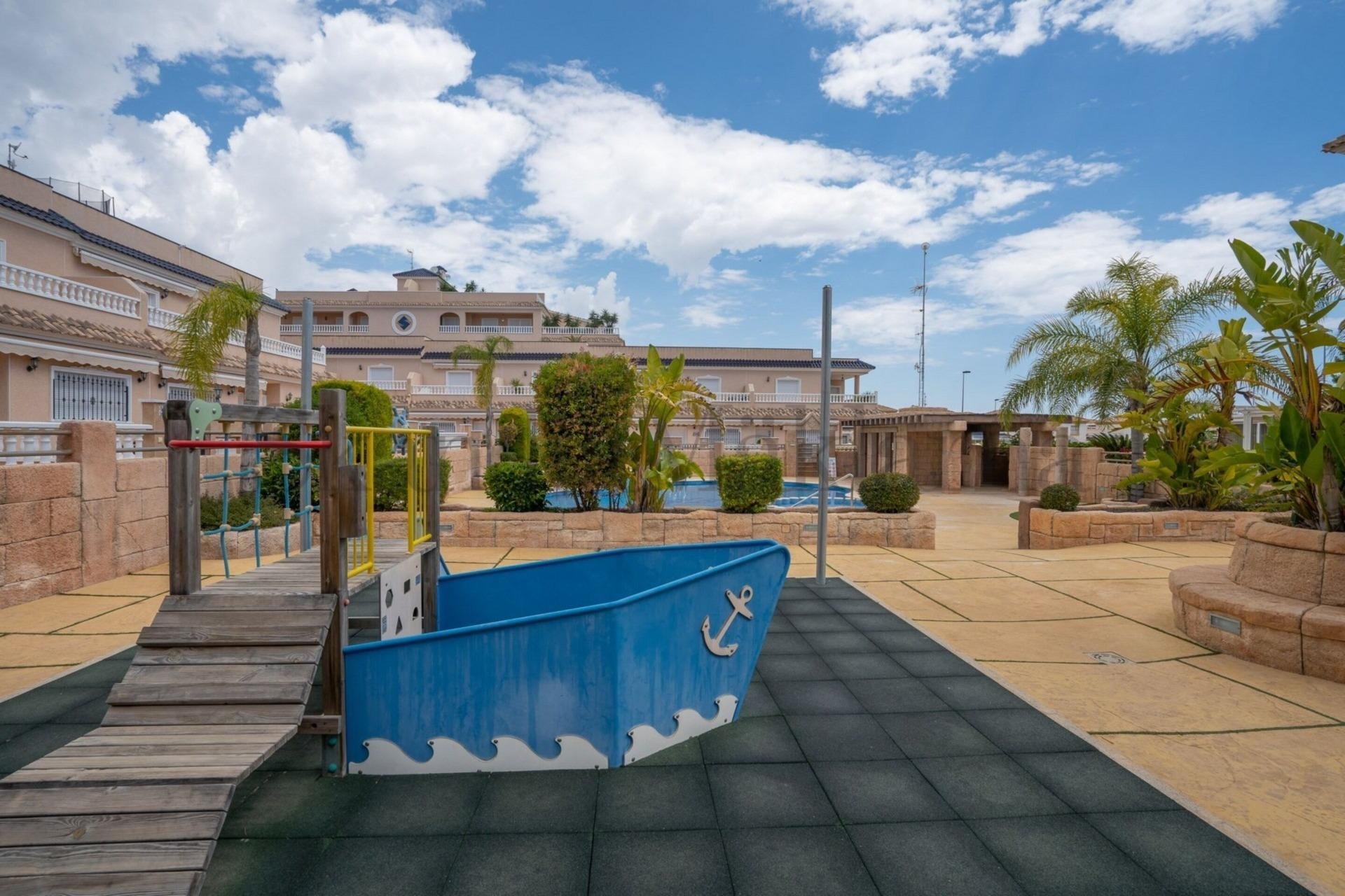 Reventa - Town House -
Orihuela Costa - Los Dolses