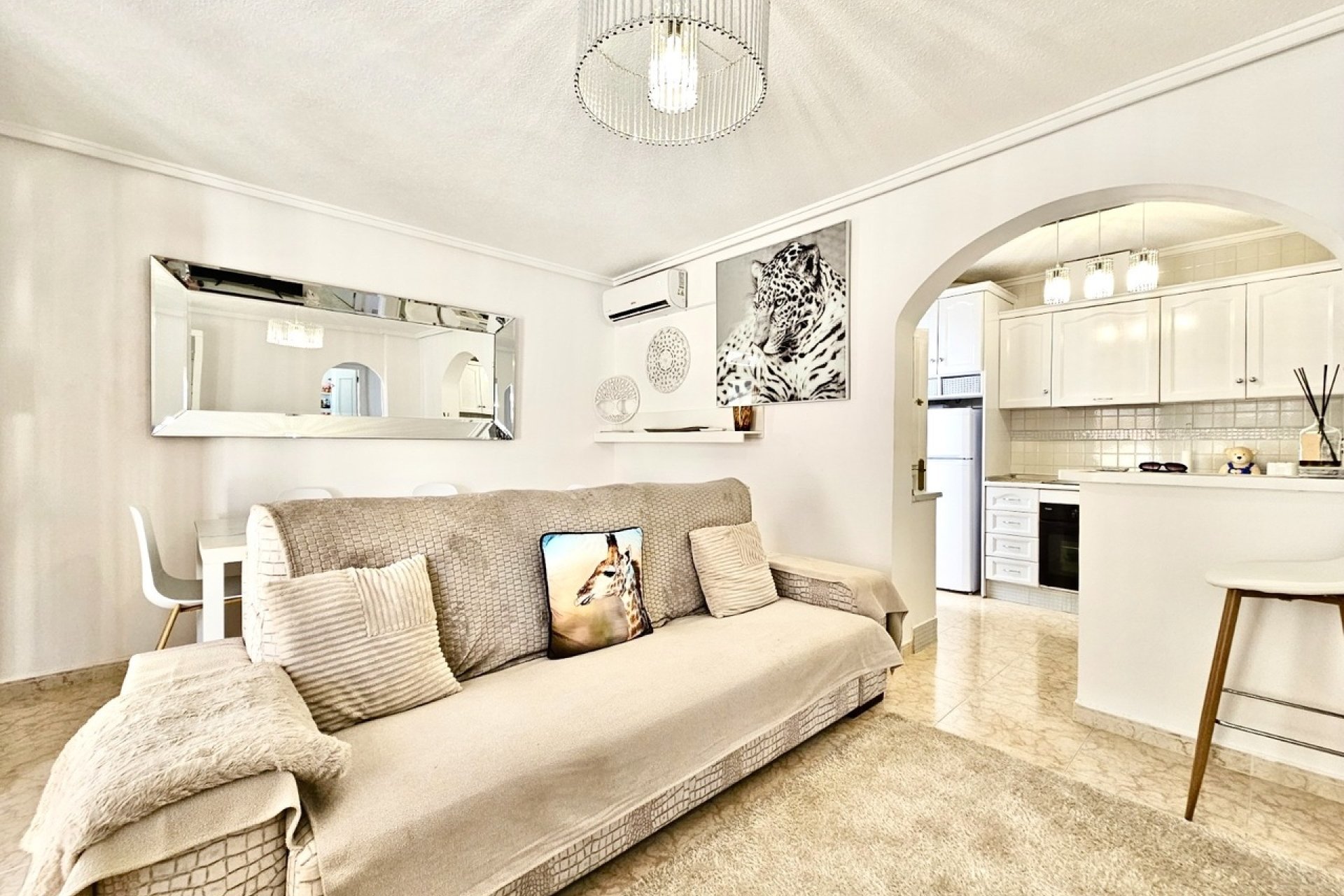 Reventa - Town House -
Punta Prima - Costa Blanca