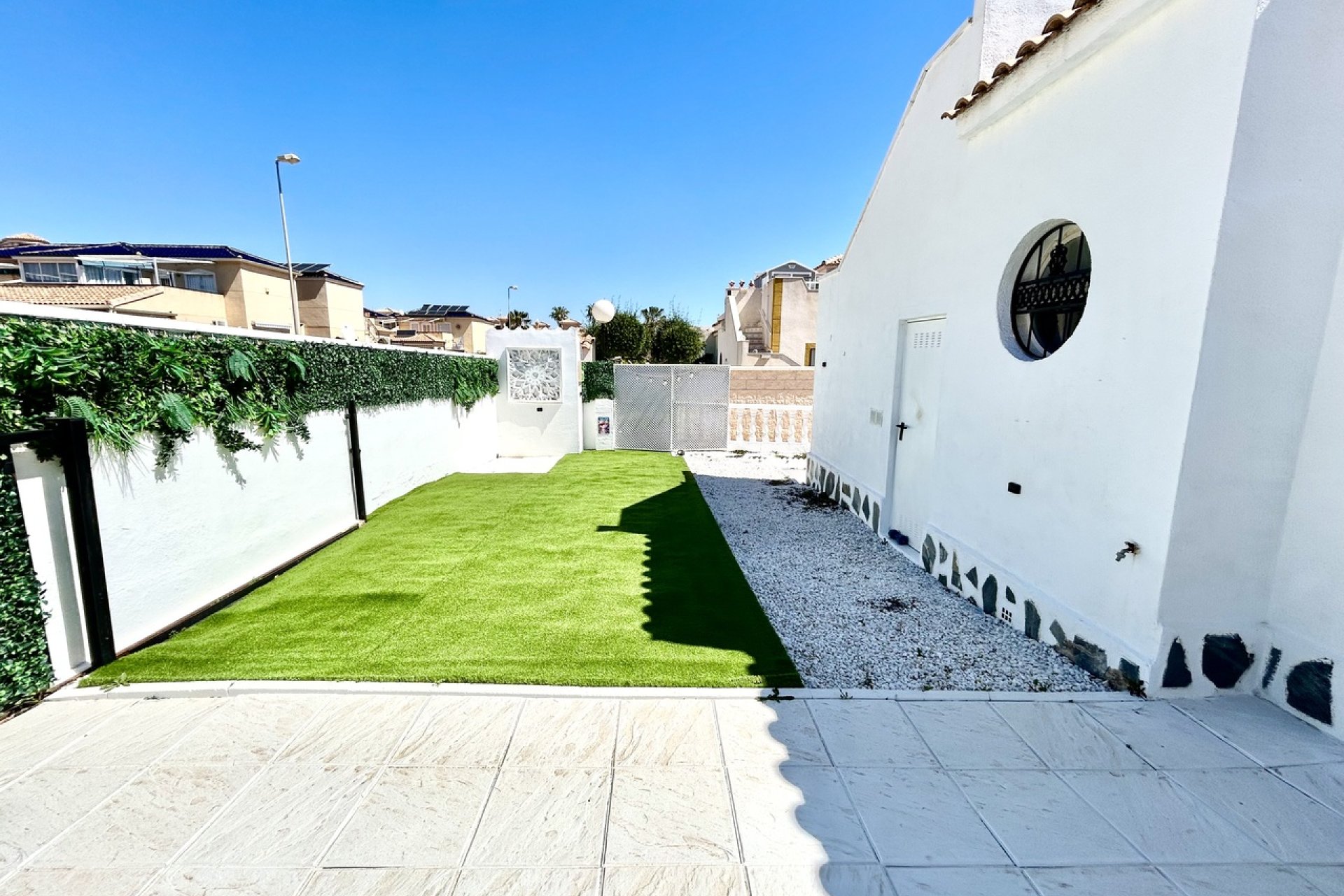 Reventa - Town House -
Punta Prima - Costa Blanca