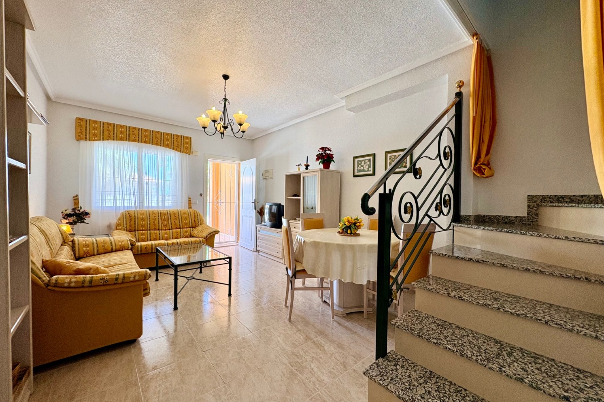 Reventa - Town House -
Rojales - Inland