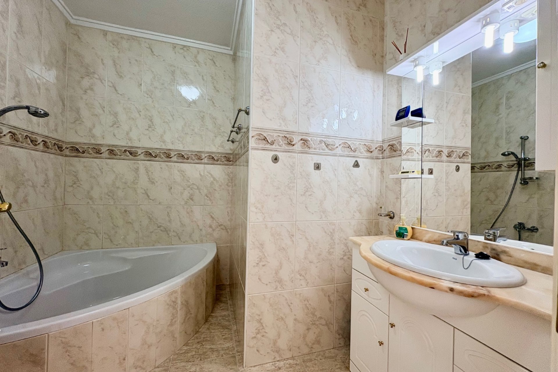 Reventa - Town House -
Rojales - Inland