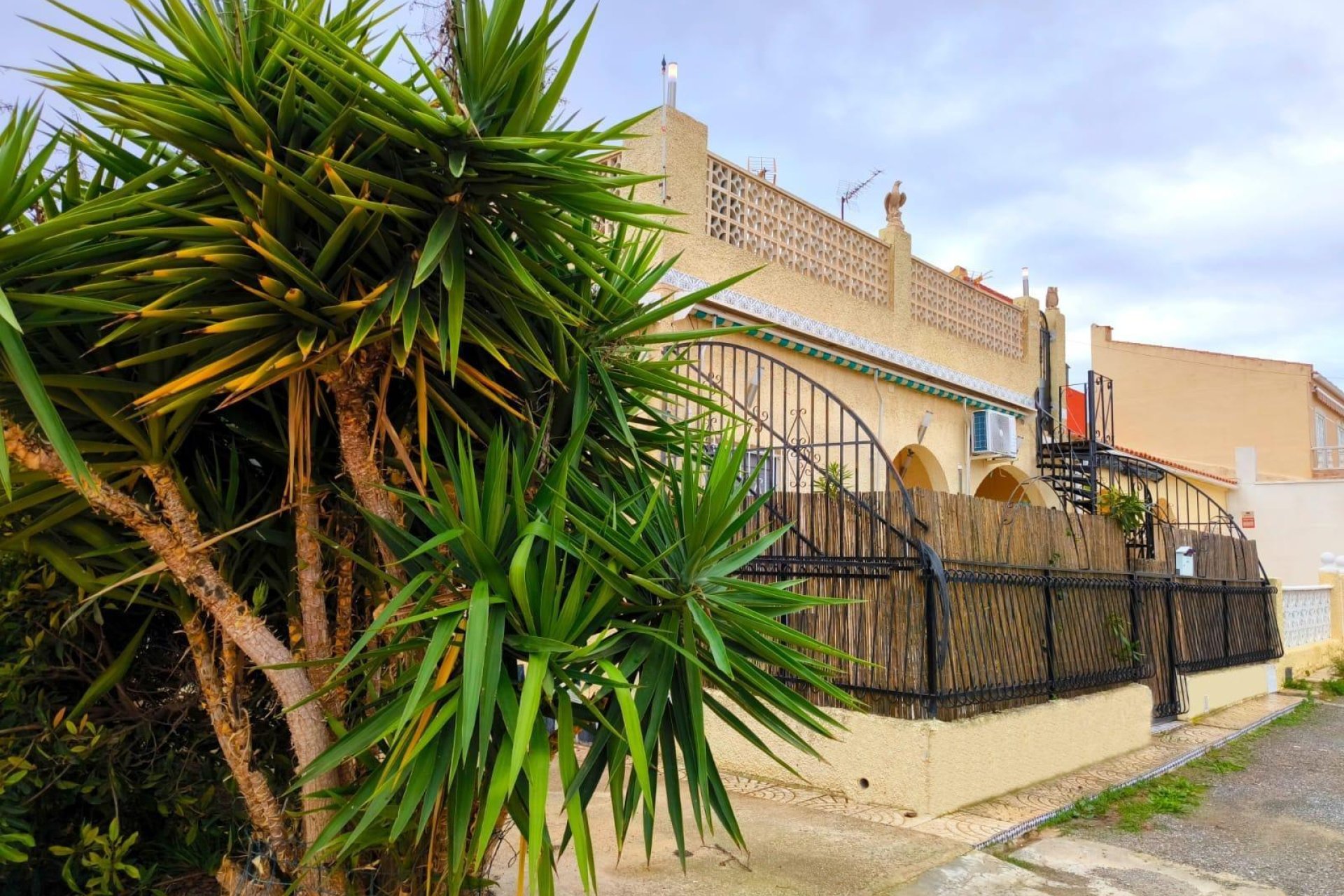 Reventa - Town House -
San Fulgencio - La Marina - Urb. La Marina