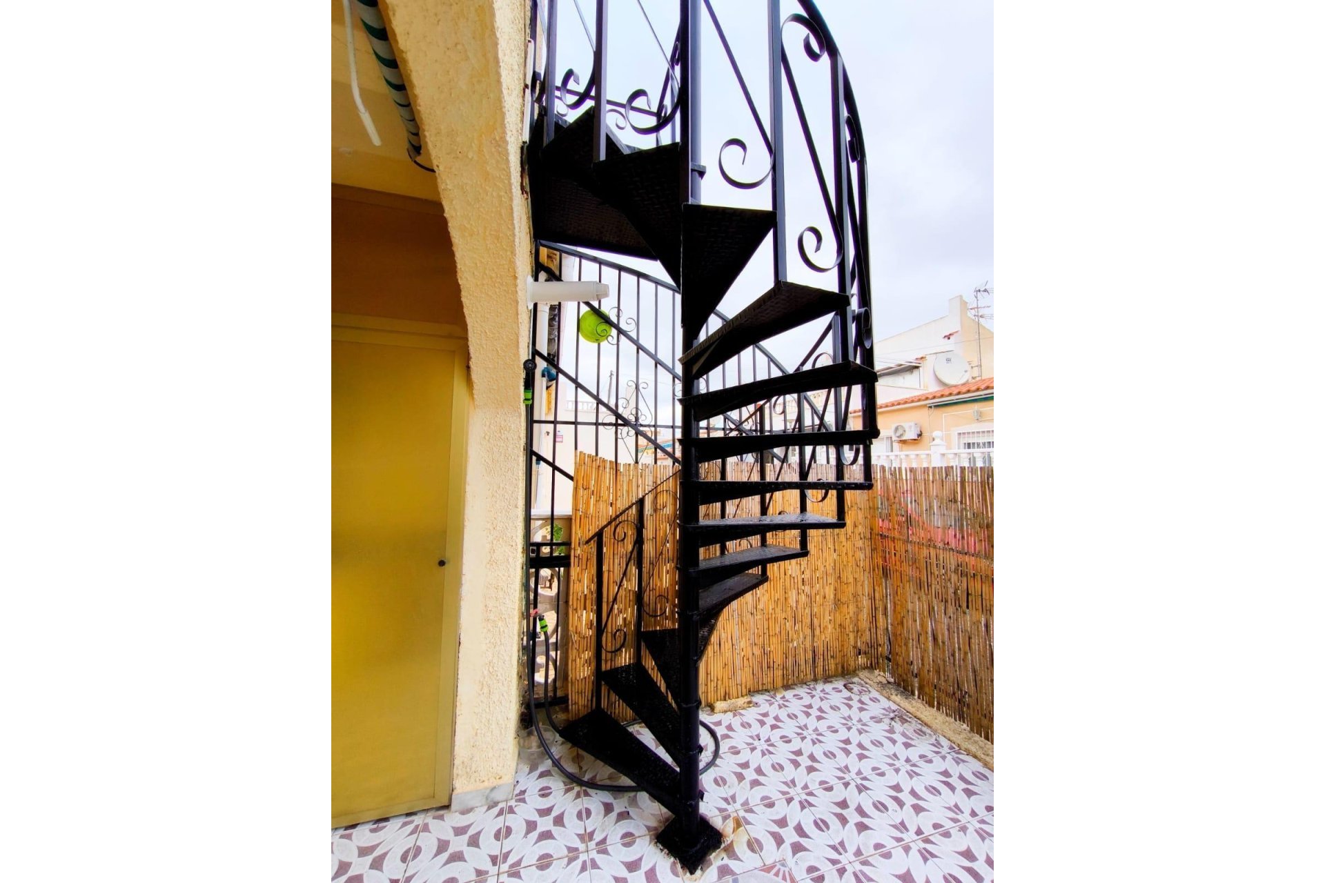 Reventa - Town House -
San Fulgencio - La Marina - Urb. La Marina