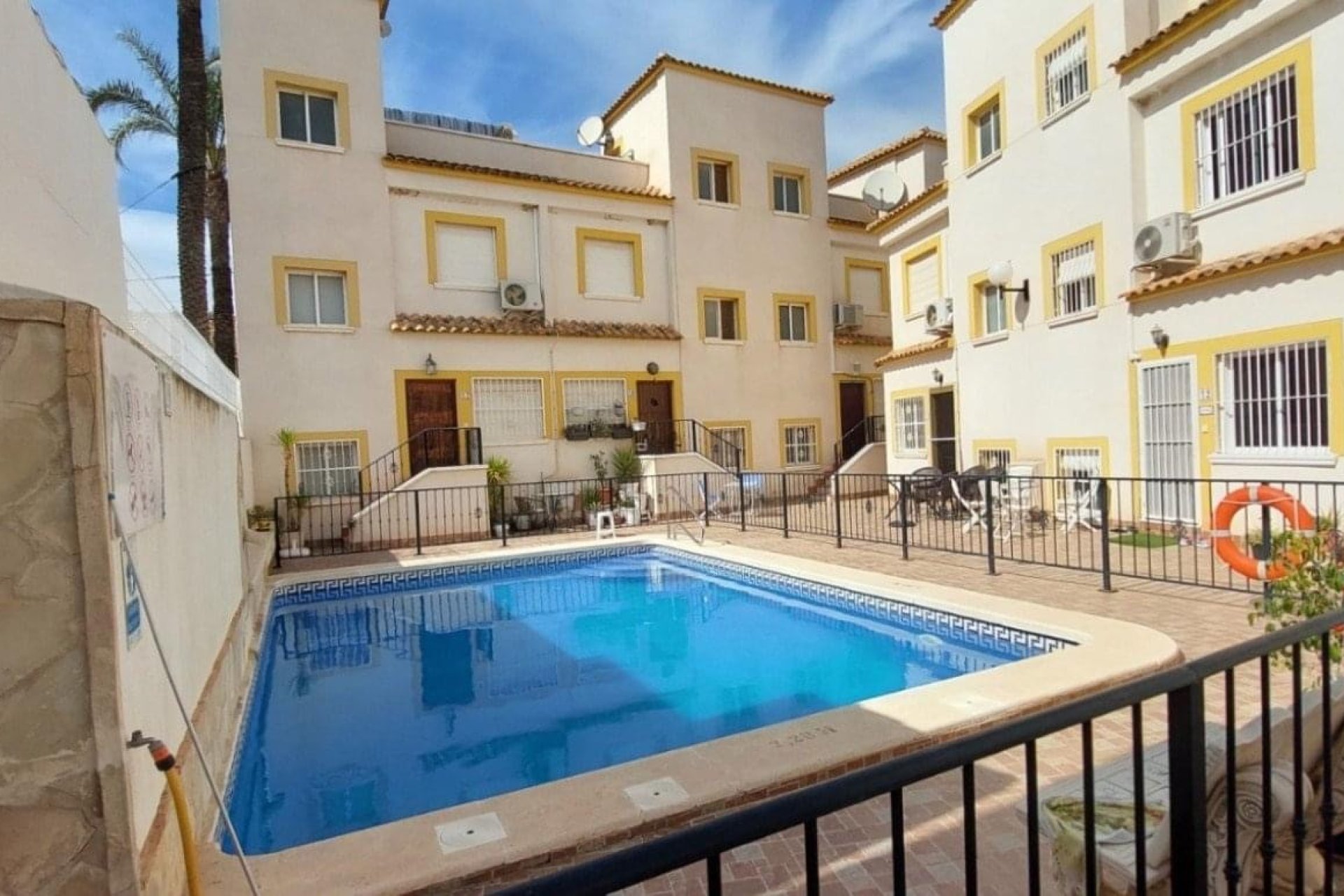Reventa - Town House -
Torremendo - Costa Blanca