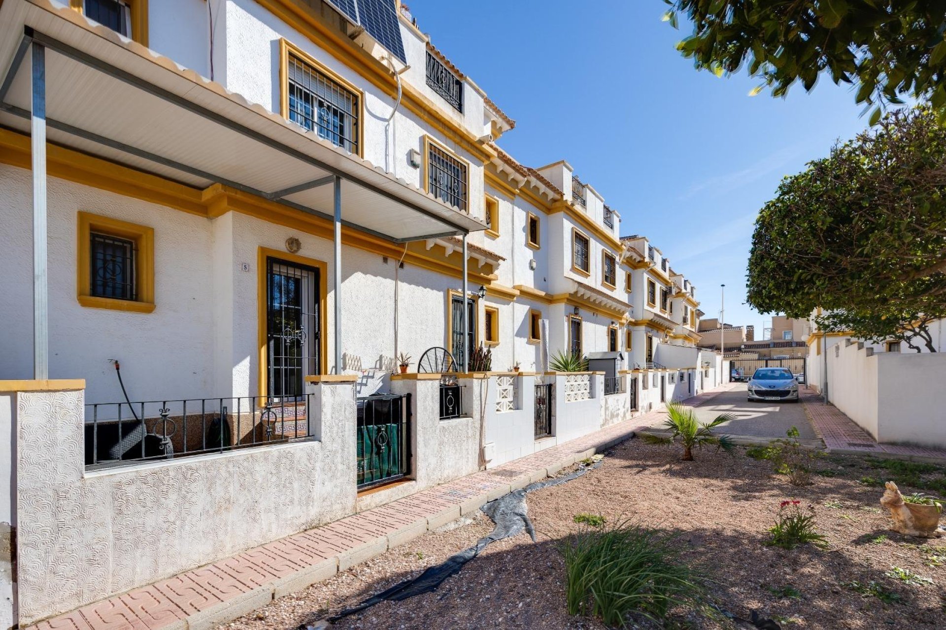 Reventa - Town House -
Torrevieja - Aguas Nuevas