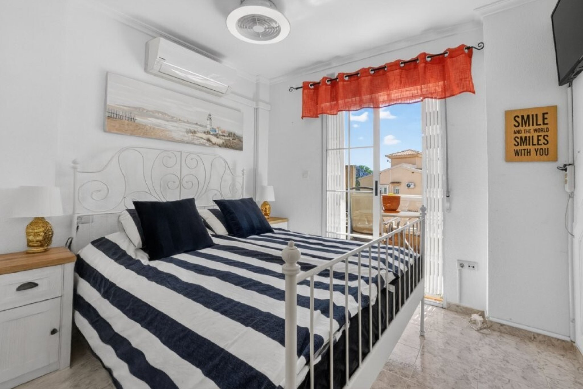 Reventa - Town House -
Torrevieja - Aguas Nuevas