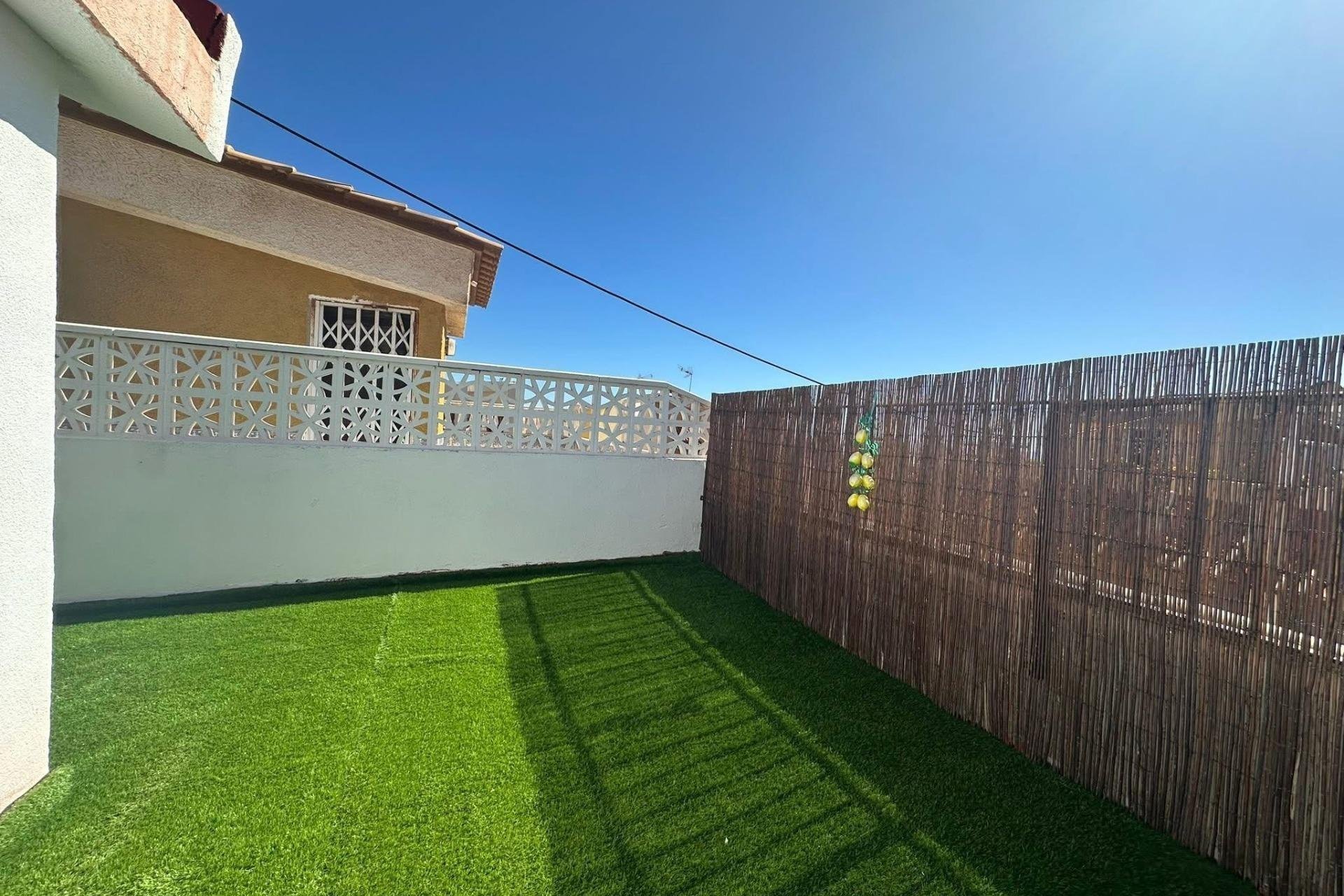 Reventa - Town House -
Torrevieja - Cabo Cervera