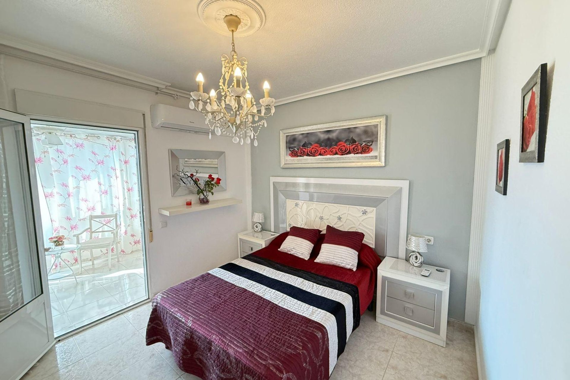 Reventa - Town House -
Torrevieja - Calas Blanca