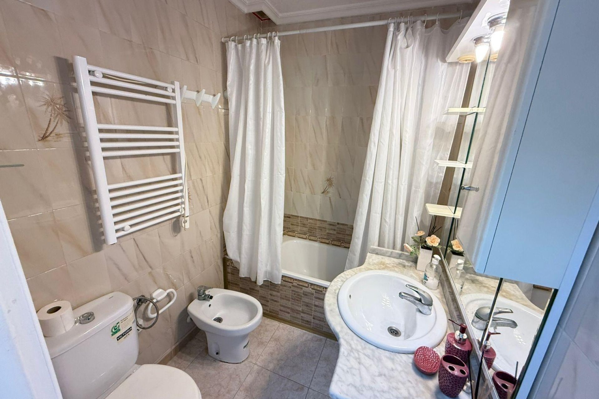 Reventa - Town House -
Torrevieja - Calas Blanca