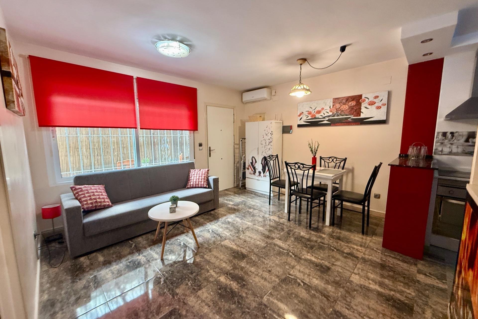 Reventa - Town House -
Torrevieja - Carrefour