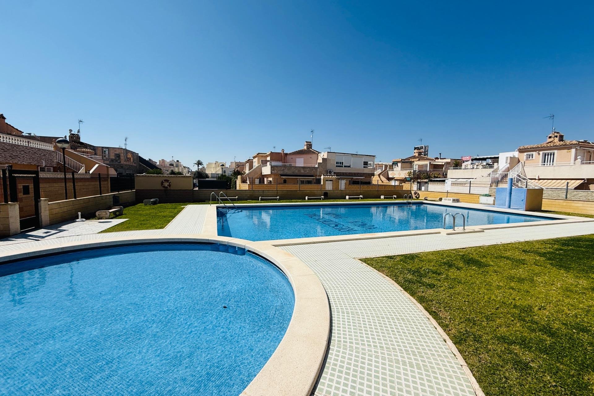 Reventa - Town House -
Torrevieja - Carrefour
