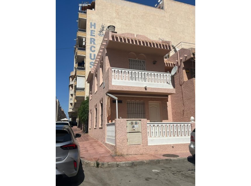 Reventa - Town House -
Torrevieja - Centro