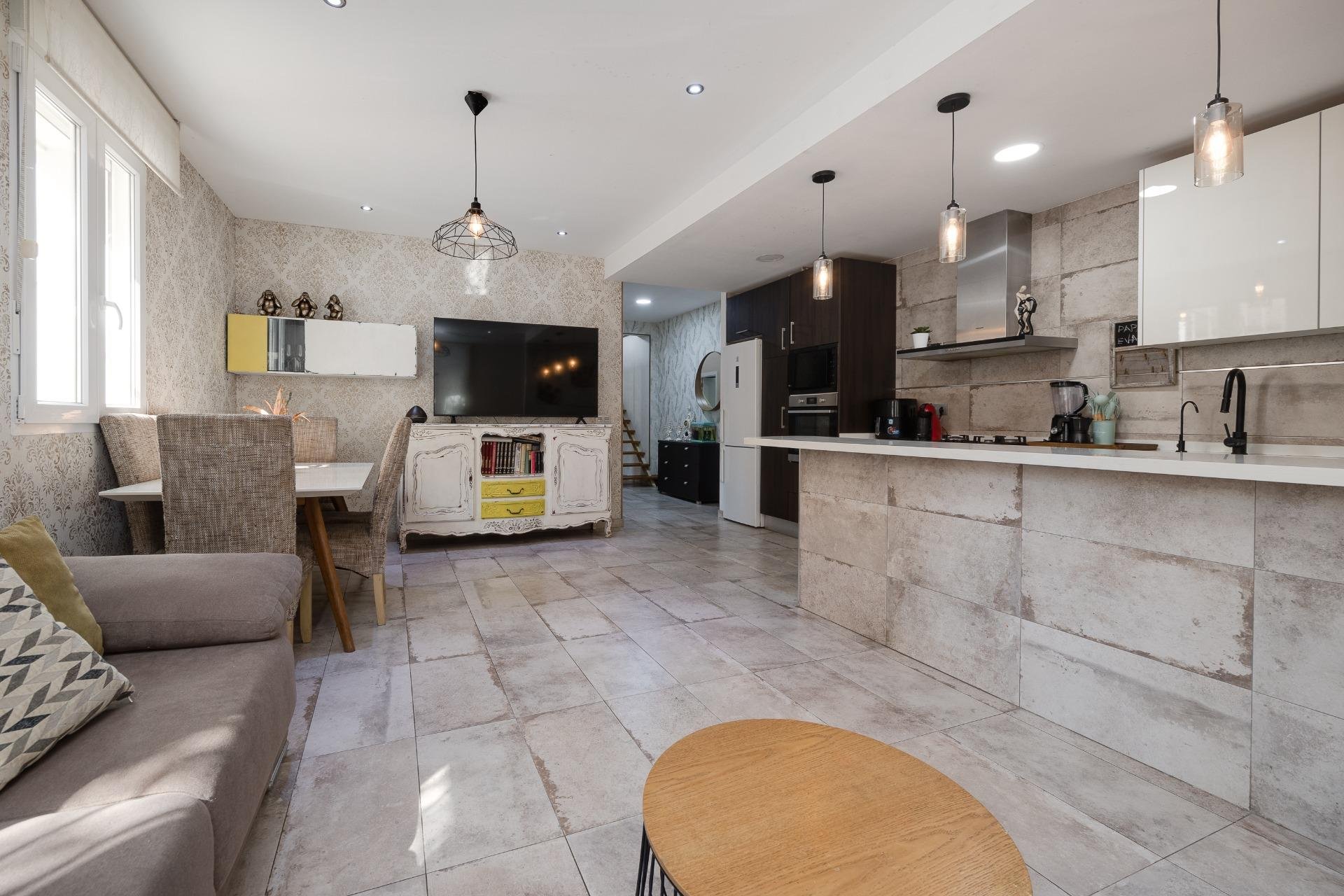 Reventa - Town House -
Torrevieja - Centro