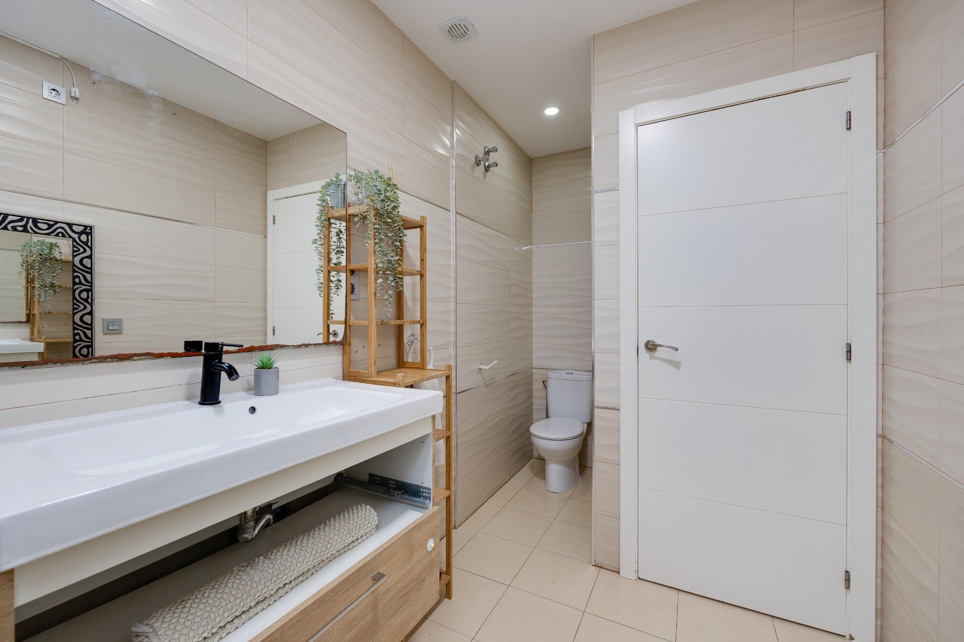 Reventa - Town House -
Torrevieja - Centro