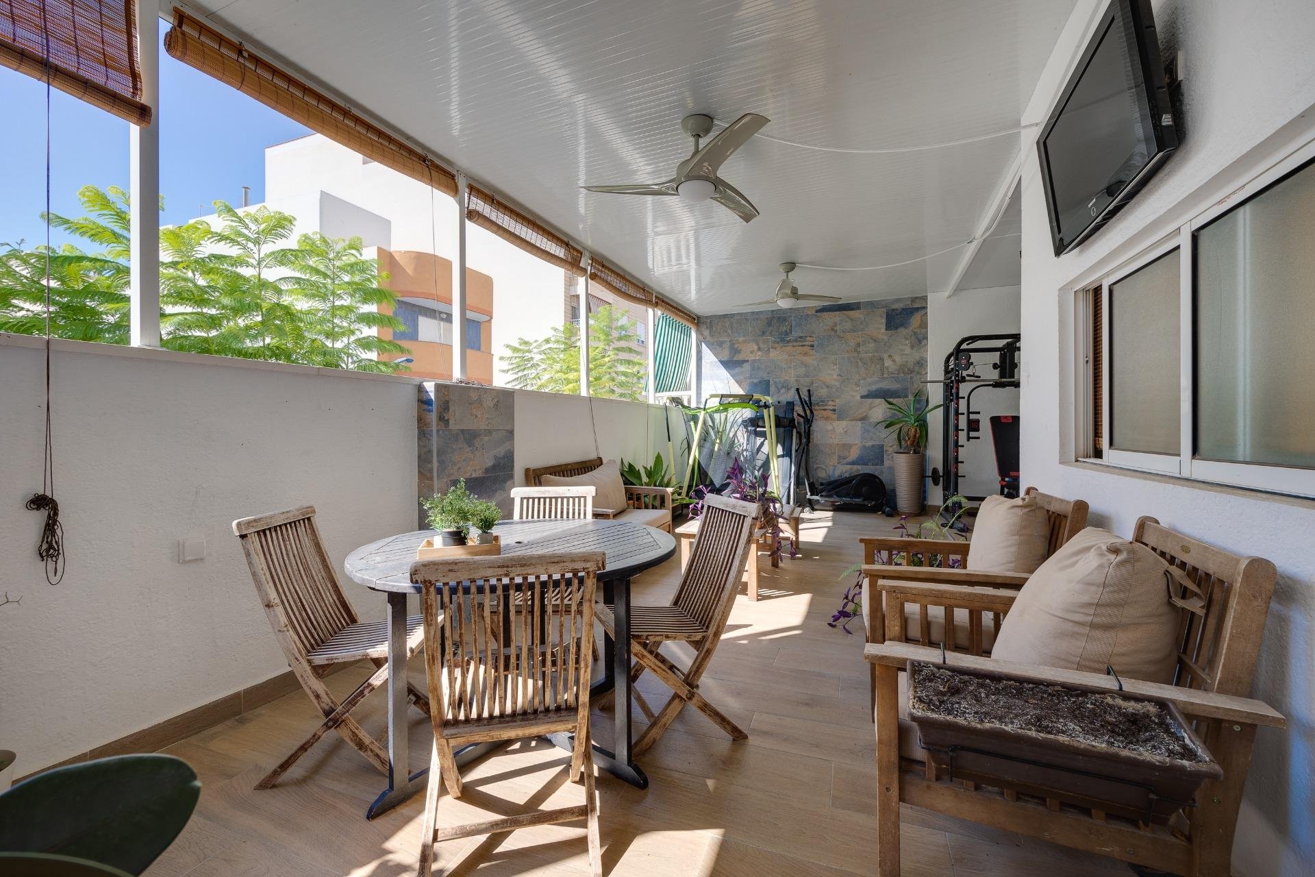 Reventa - Town House -
Torrevieja - Centro