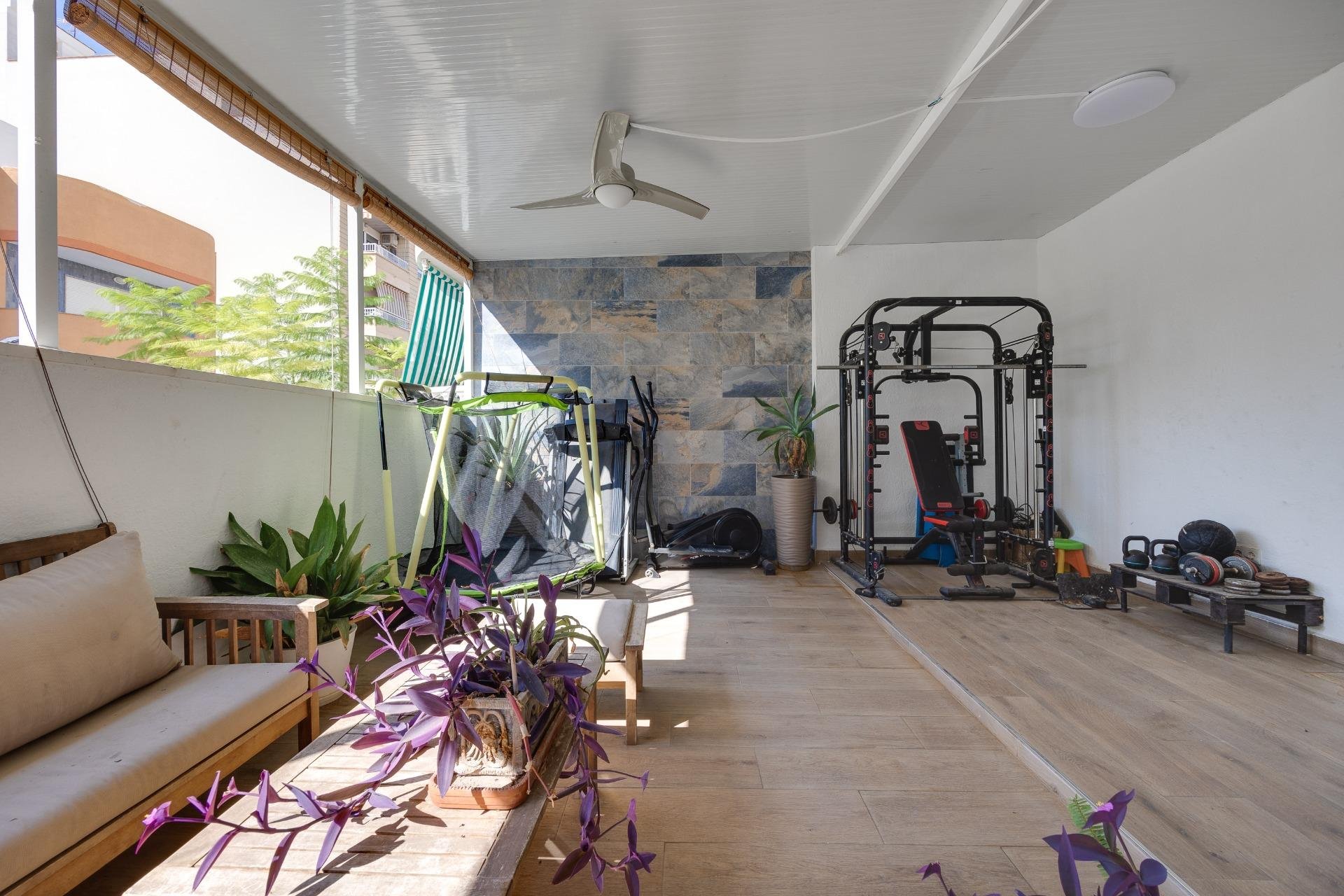 Reventa - Town House -
Torrevieja - Centro