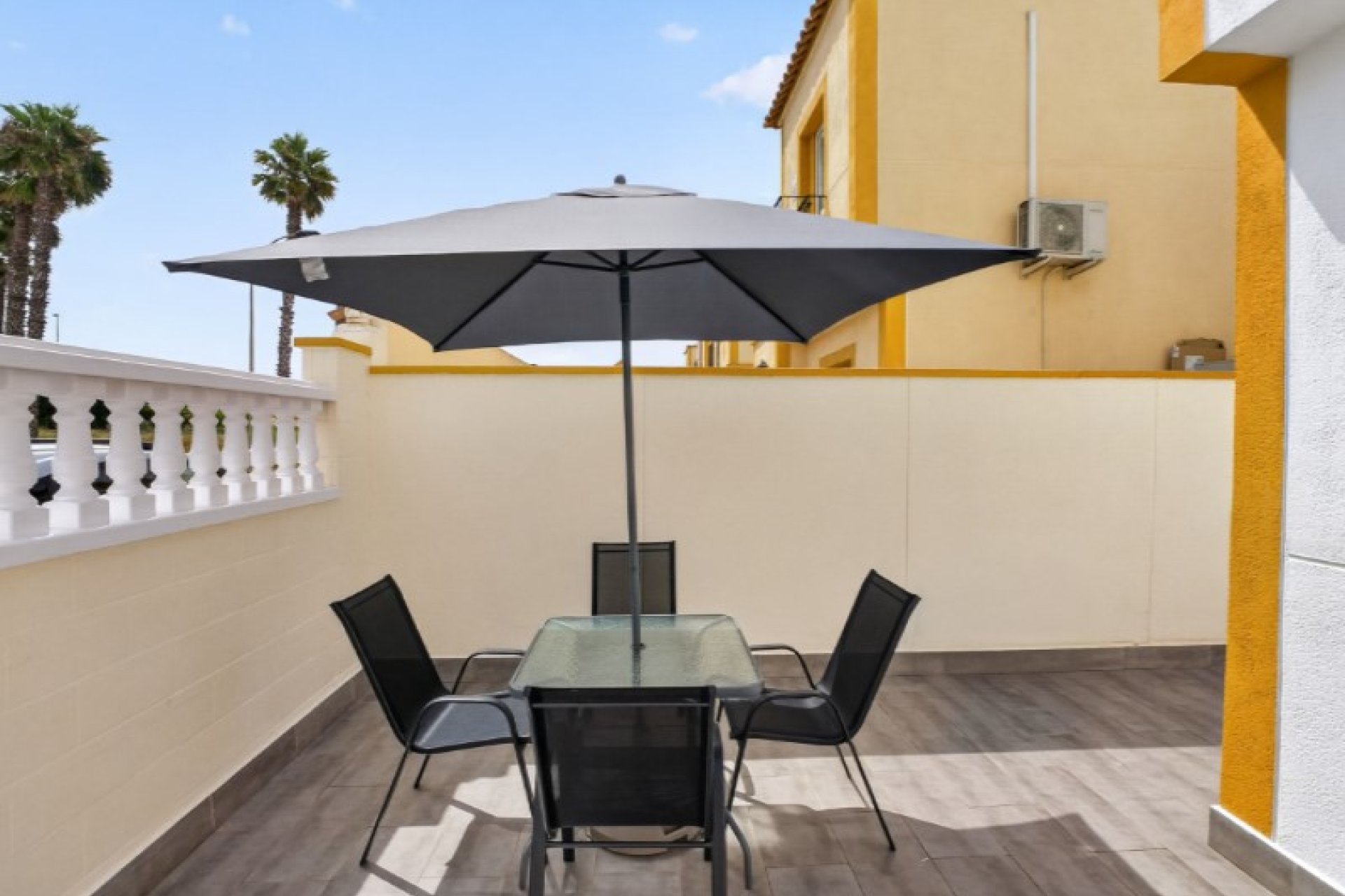 Reventa - Town House -
Torrevieja - Costa Blanca