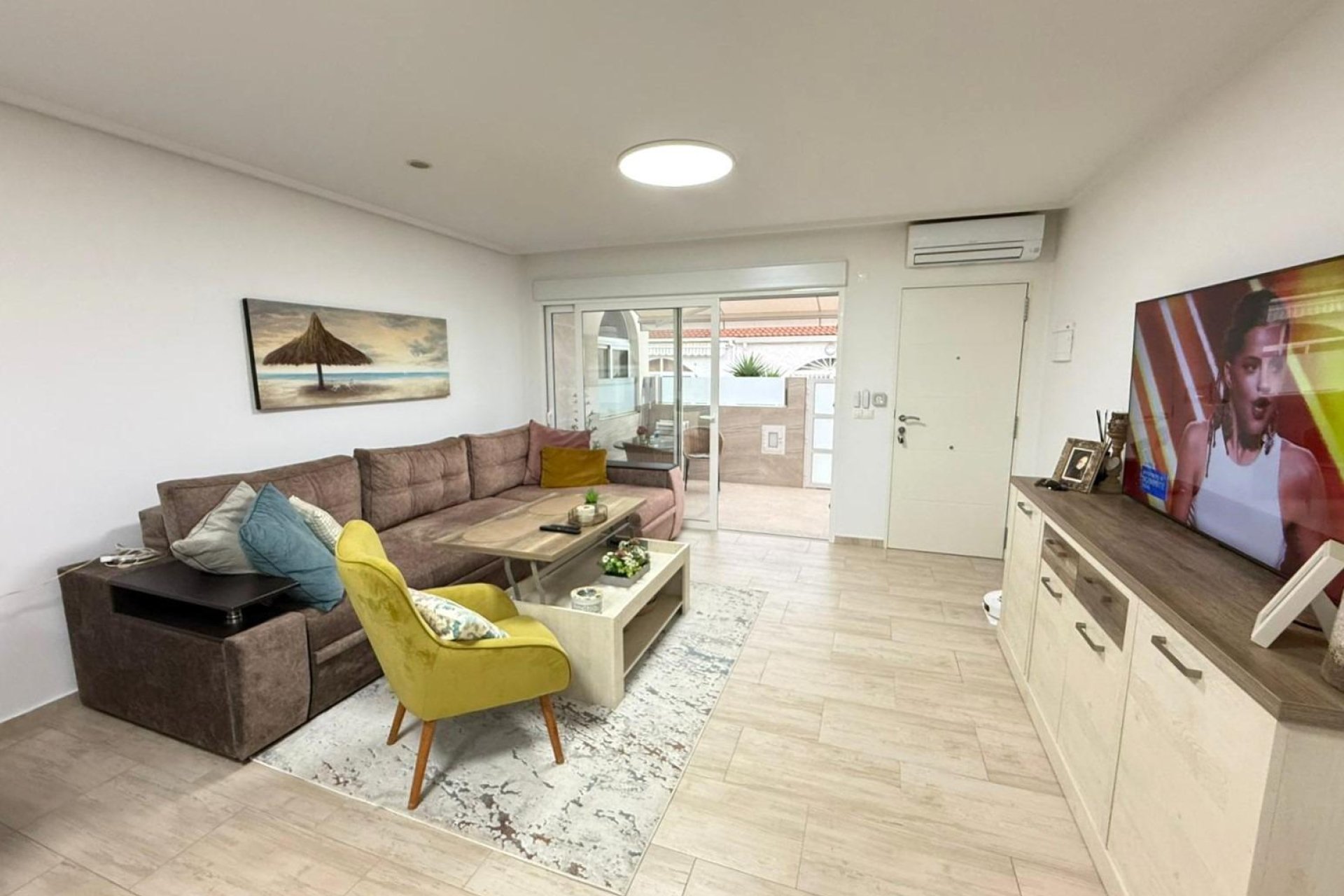 Reventa - Town House -
Torrevieja - El Chaparral