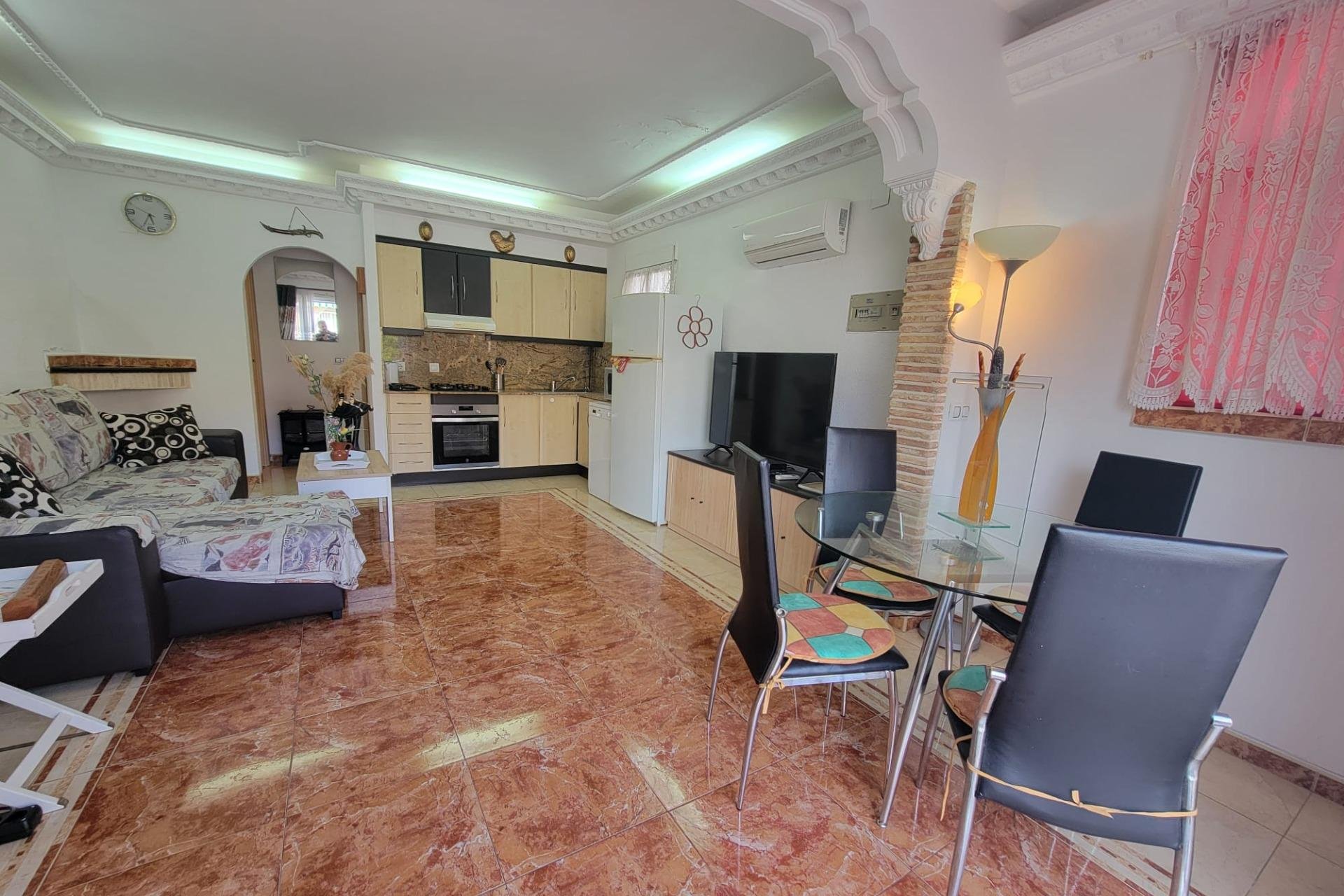 Reventa - Town House -
Torrevieja - El Chaparral