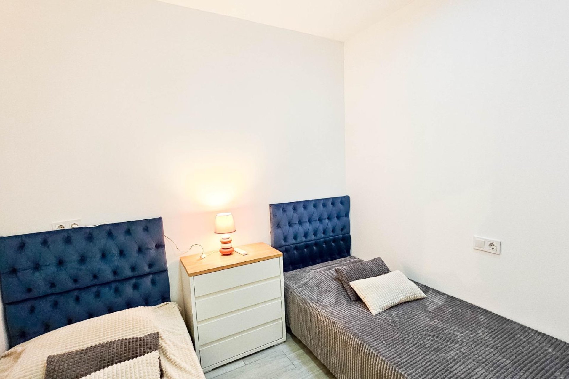 Reventa - Town House -
Torrevieja - El Limonar