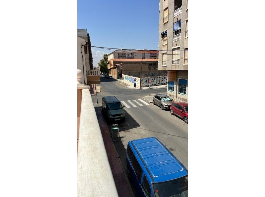 Reventa - Town House -
Torrevieja - Estacion De Autobuses