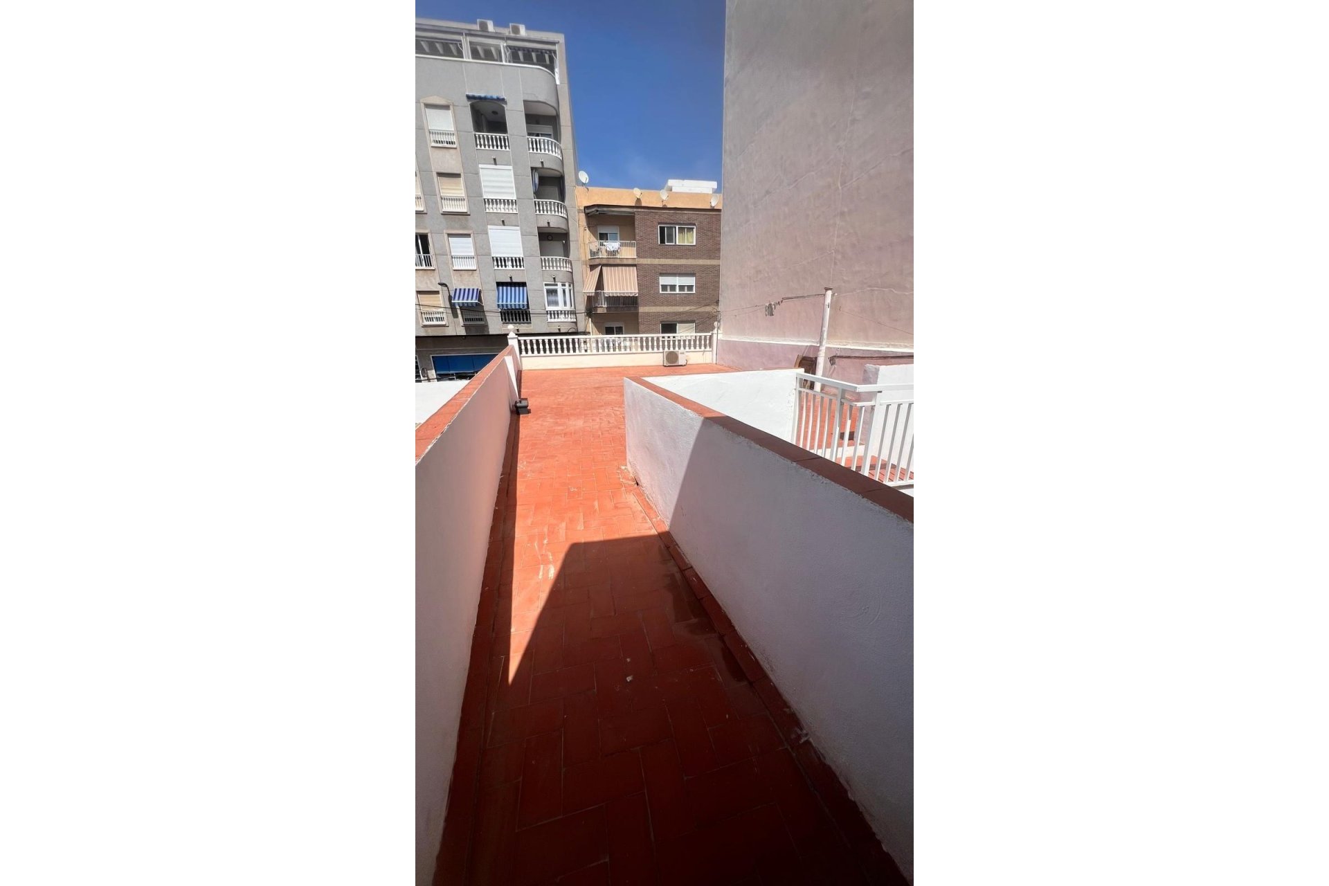 Reventa - Town House -
Torrevieja - Estacion De Autobuses