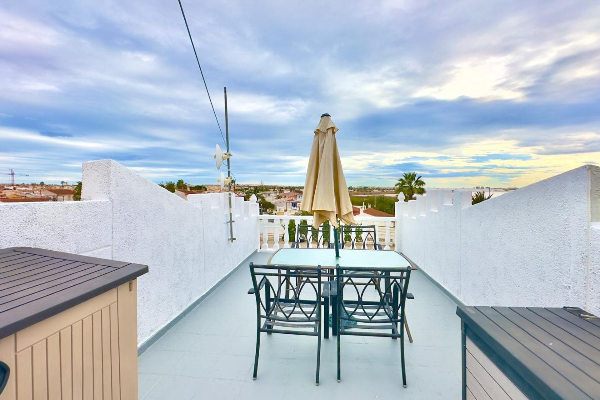 Reventa - Town House -
Torrevieja - La Siesta - El Salado - Torreta