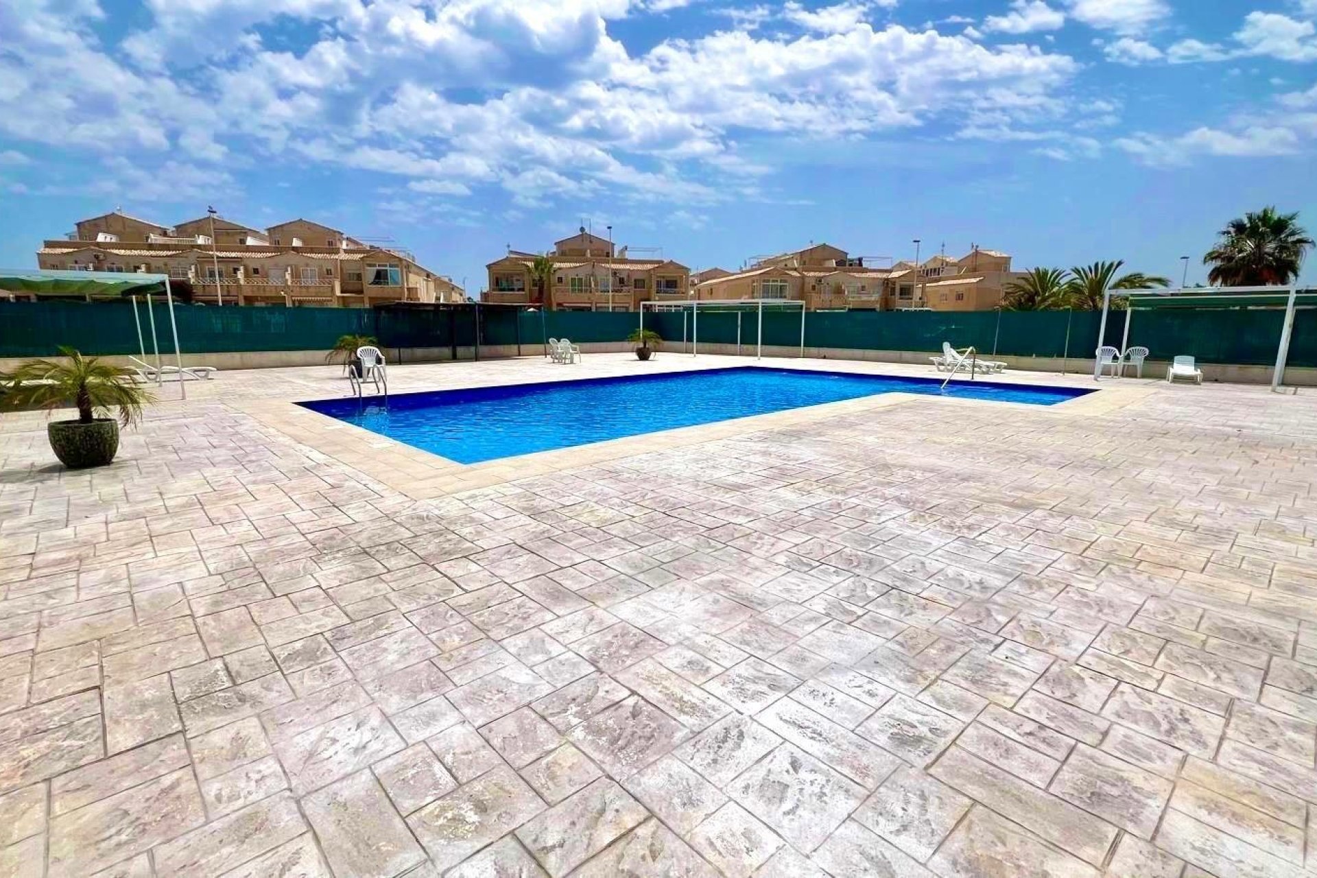 Reventa - Town House -
Torrevieja - La Siesta - El Salado - Torreta