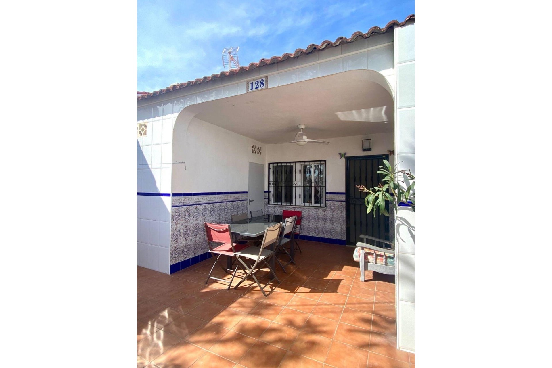 Reventa - Town House -
Torrevieja - La Siesta - El Salado - Torreta