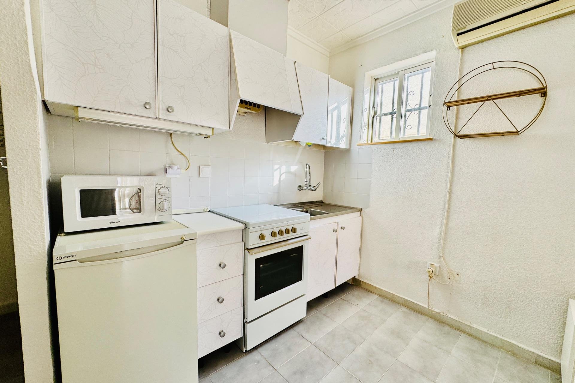 Reventa - Town House -
Torrevieja - La Siesta - El Salado - Torreta