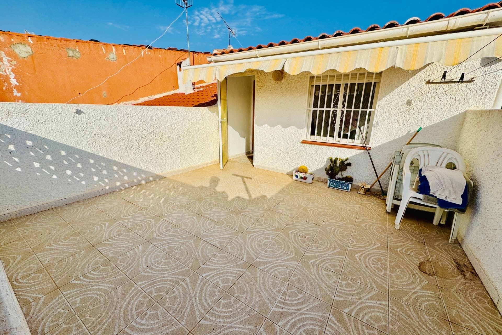 Reventa - Town House -
Torrevieja - La Siesta - El Salado - Torreta