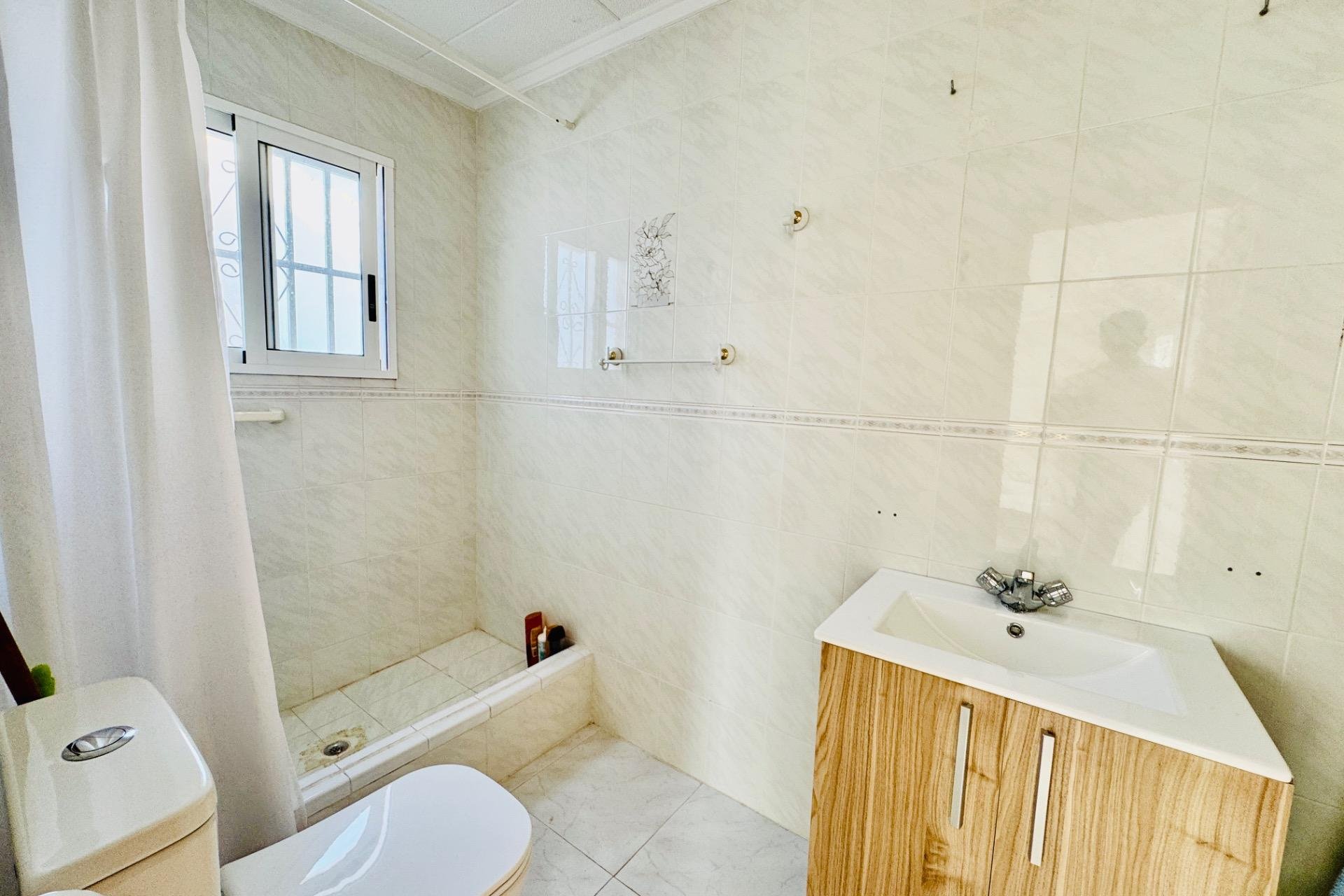 Reventa - Town House -
Torrevieja - La Siesta - El Salado - Torreta