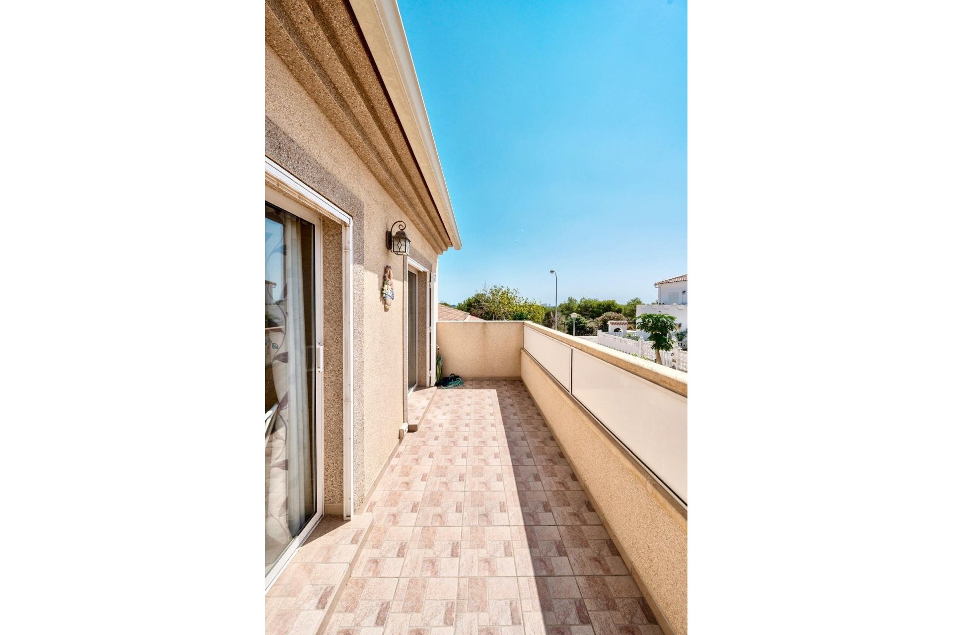Reventa - Town House -
Torrevieja - La Siesta - El Salado - Torreta