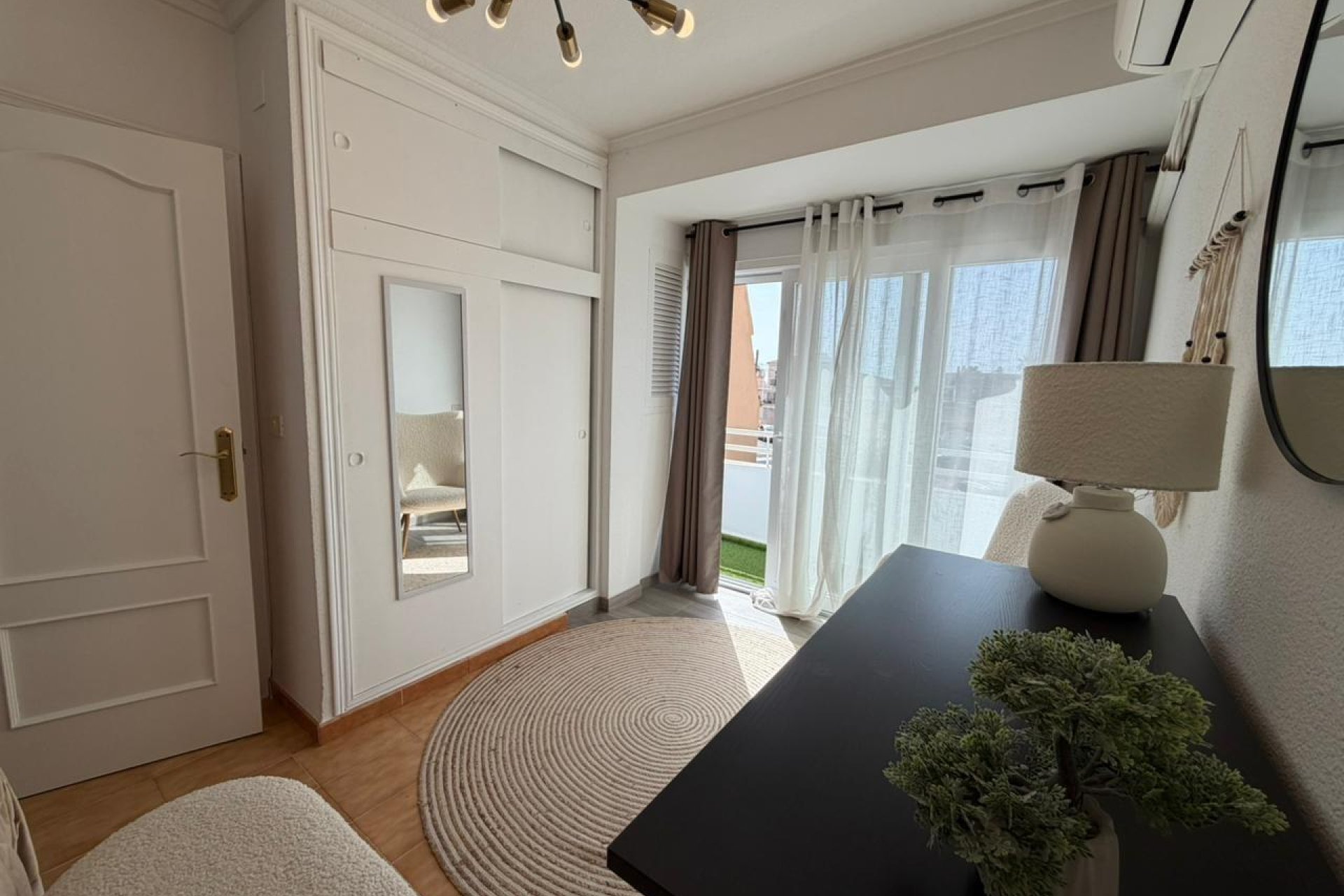Reventa - Town House -
Torrevieja - Los Frutales