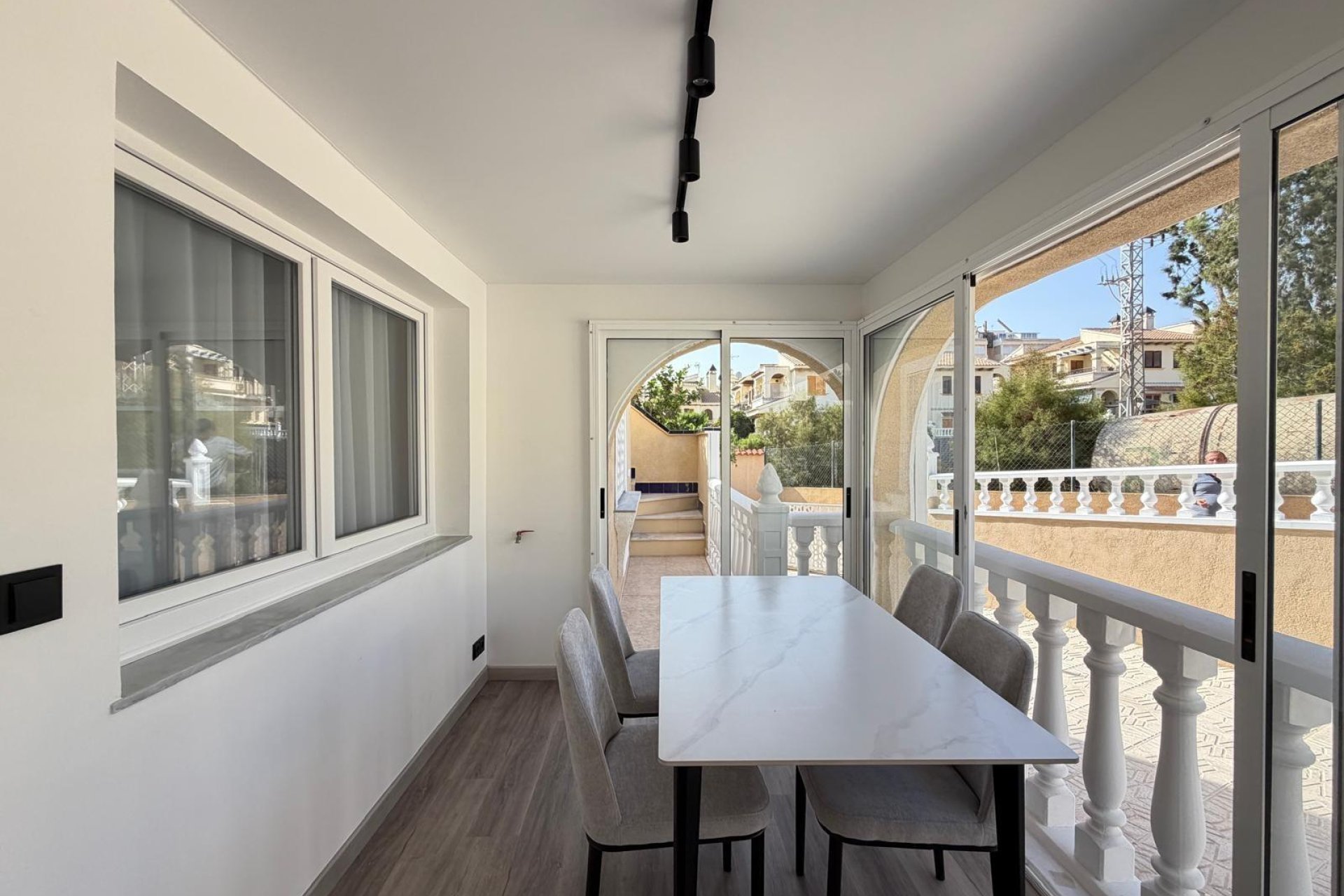 Reventa - Town House -
Torrevieja - Miramar - Torre Del Moro