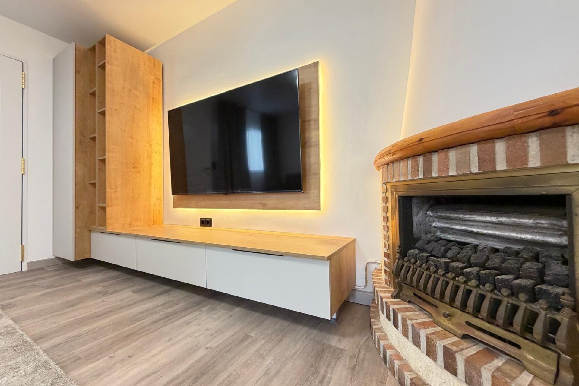 Reventa - Town House -
Torrevieja - Miramar - Torre Del Moro