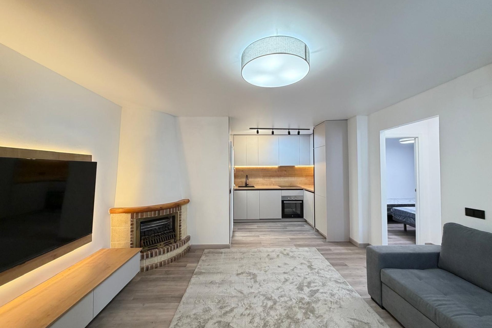 Reventa - Town House -
Torrevieja - Miramar - Torre Del Moro