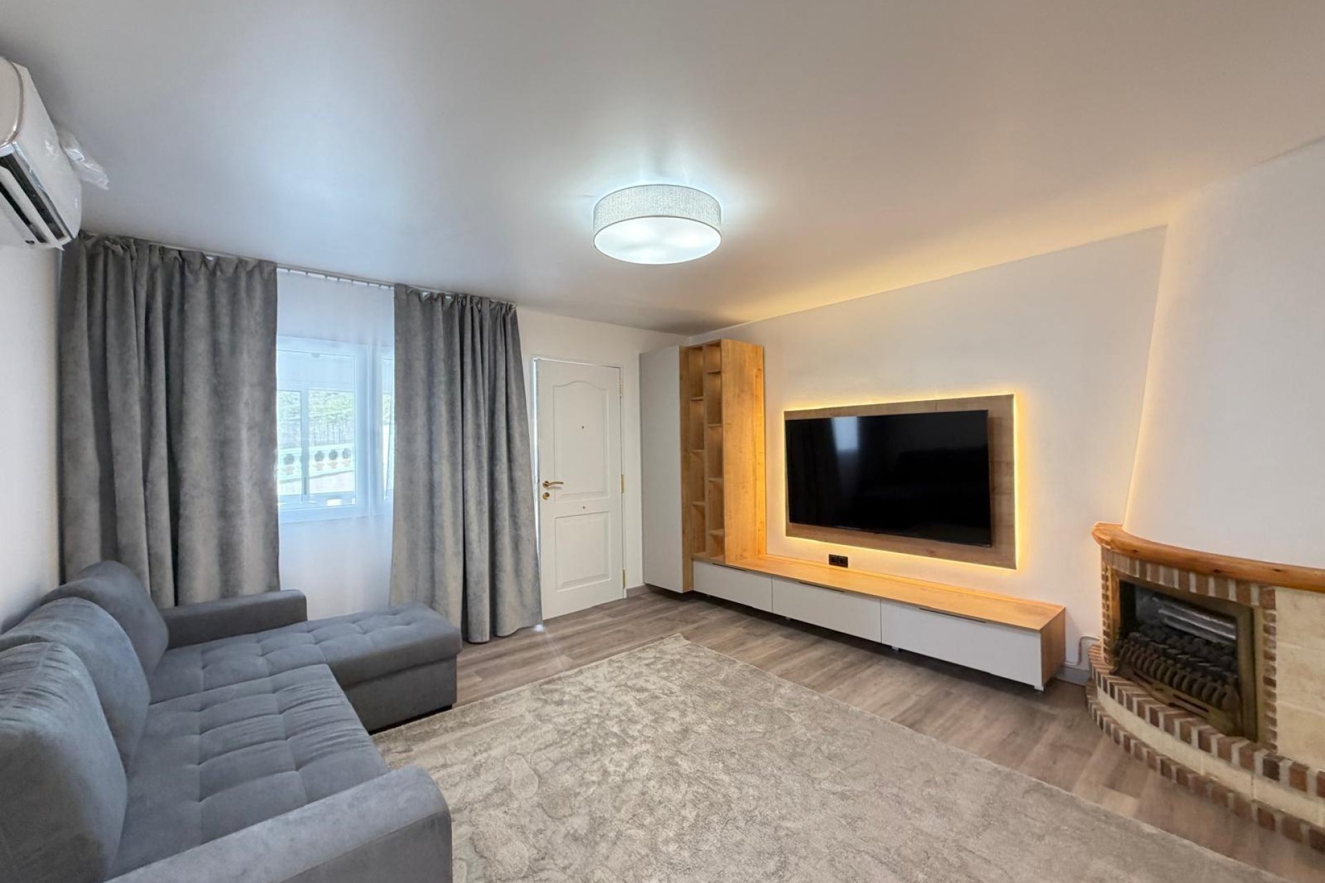 Reventa - Town House -
Torrevieja - Miramar - Torre Del Moro