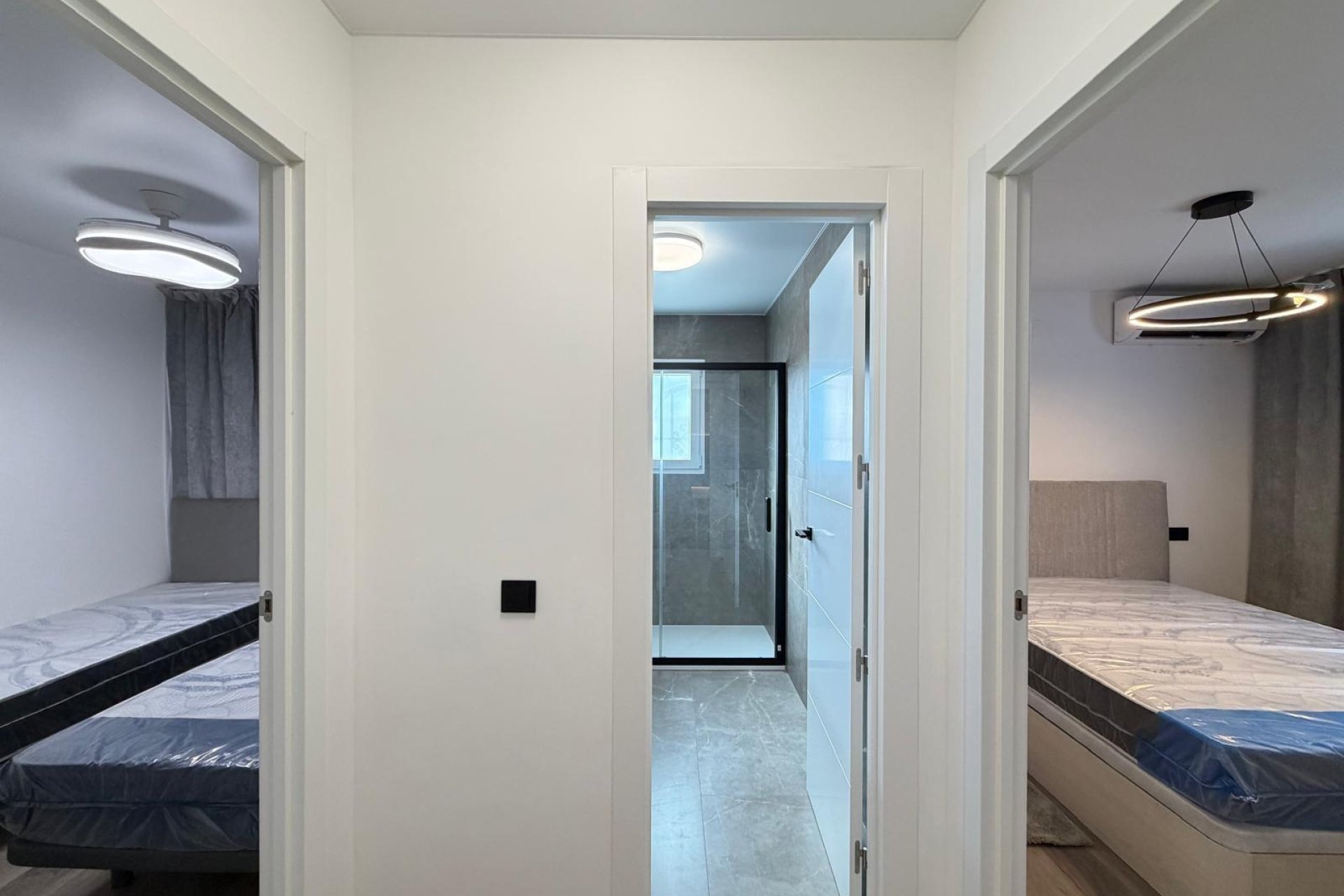 Reventa - Town House -
Torrevieja - Miramar - Torre Del Moro