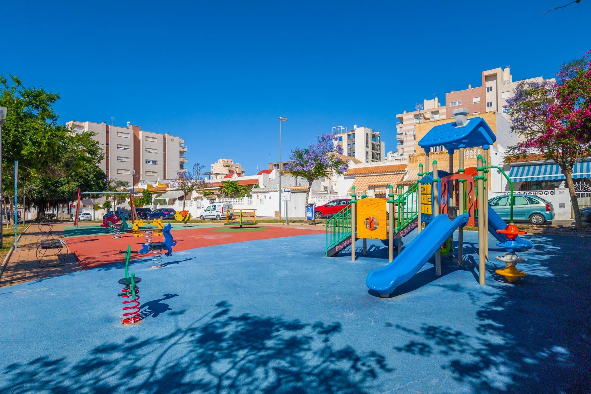 Reventa - Town House -
Torrevieja - Nueva Torrevieja