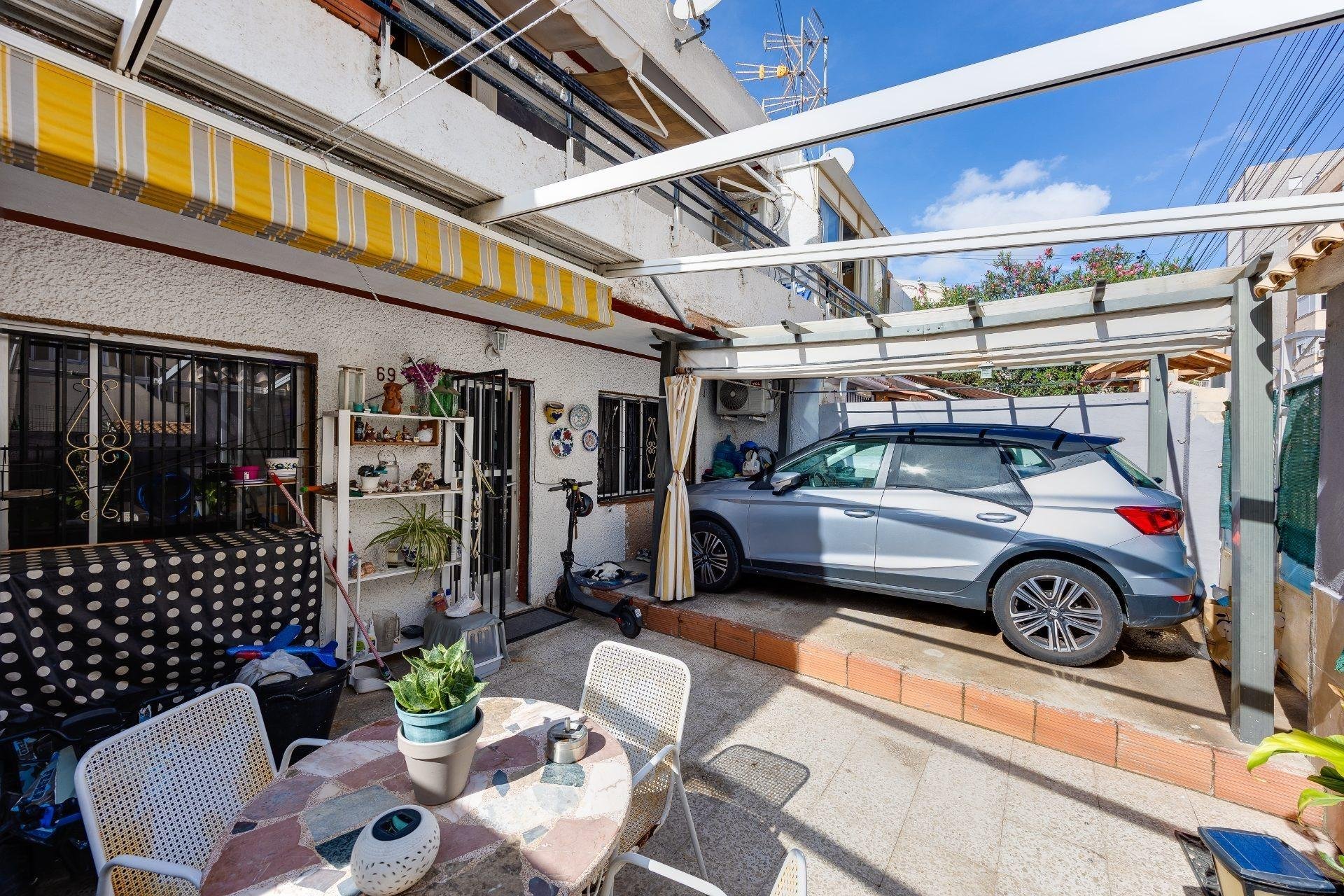 Reventa - Town House -
Torrevieja - Nueva Torrevieja